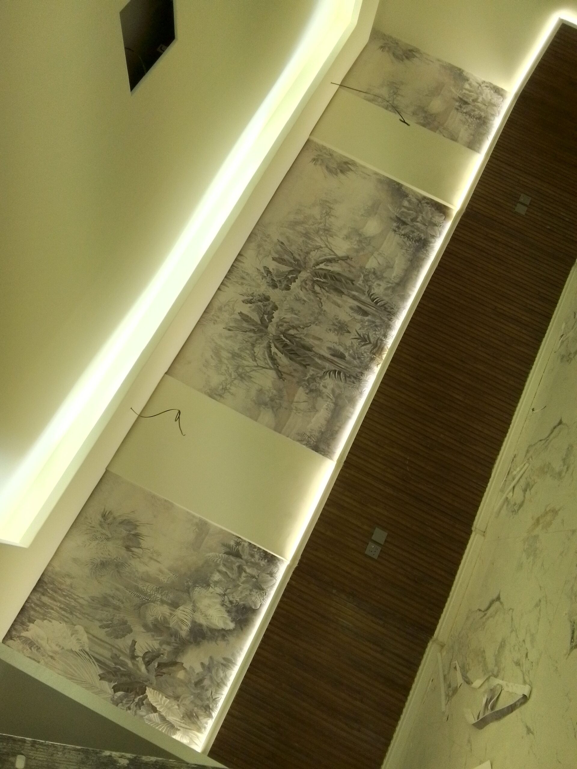 معلم جميع أنواع الدهانات وديكورات والحديد الرياض