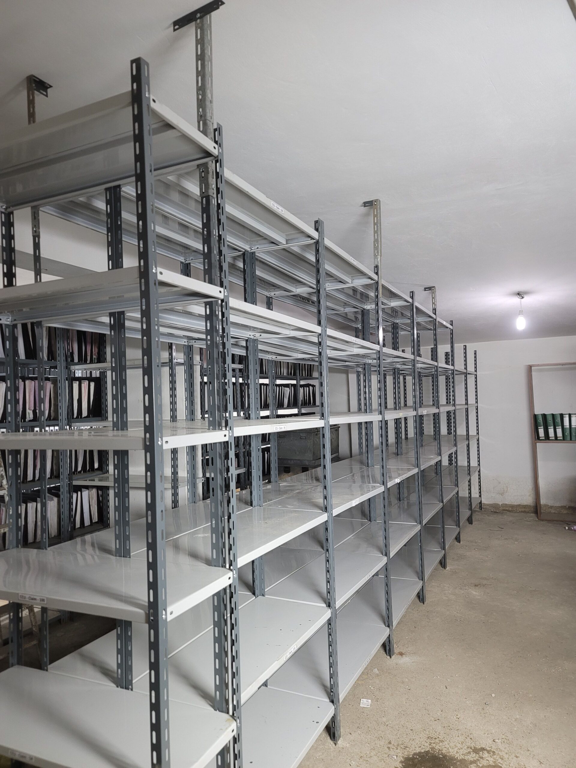 رفوف مستودعات دواليب تخزين رفوف محلات