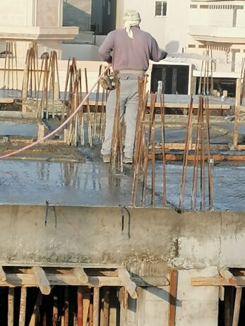 مقاول عضم