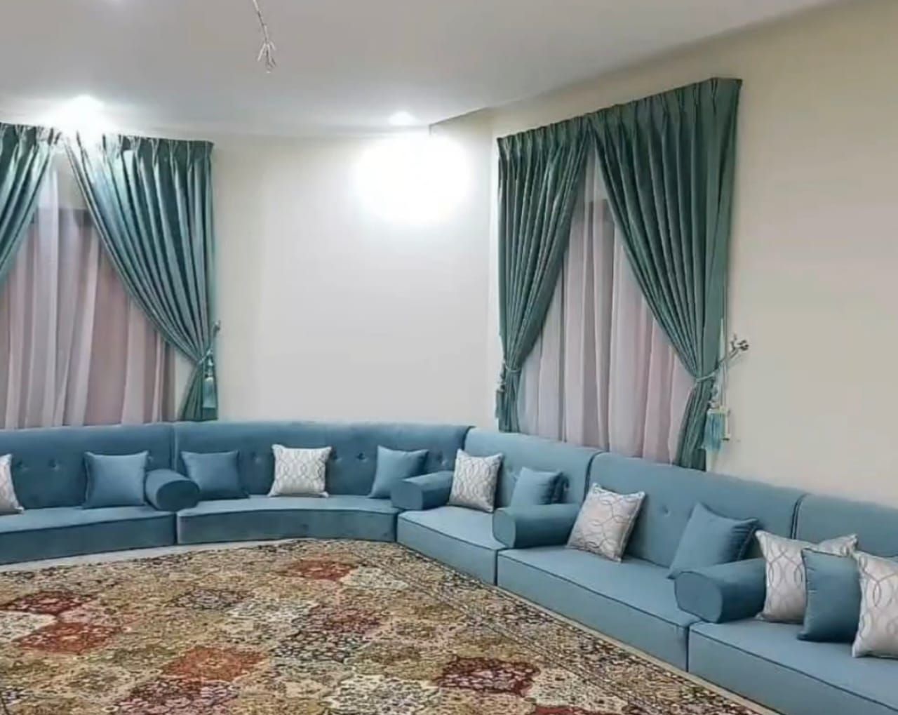 تفصيل جمع انواع الكنب والستائر ووتنحيد جميع انواع