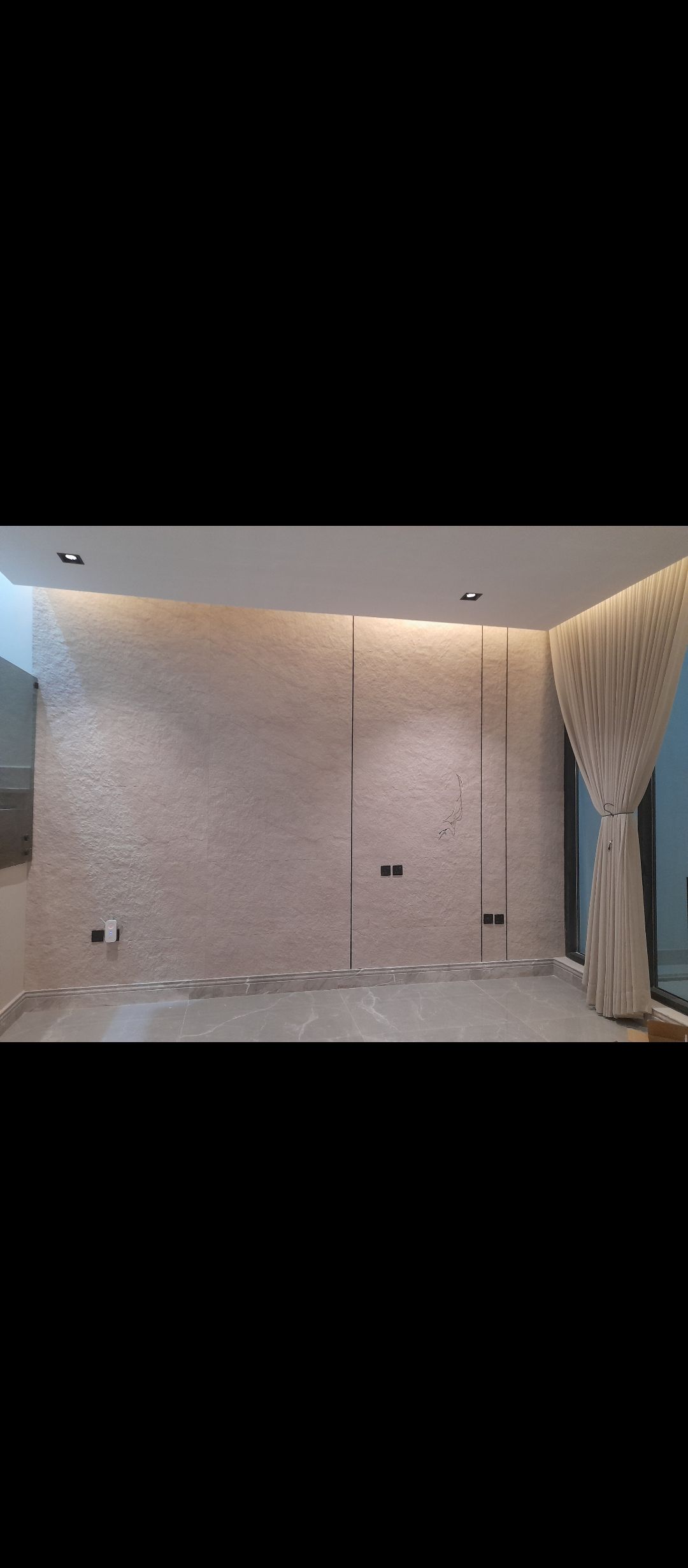 معلم تركيب صفائح حجري صفائح طيني داخلي او خارجي في