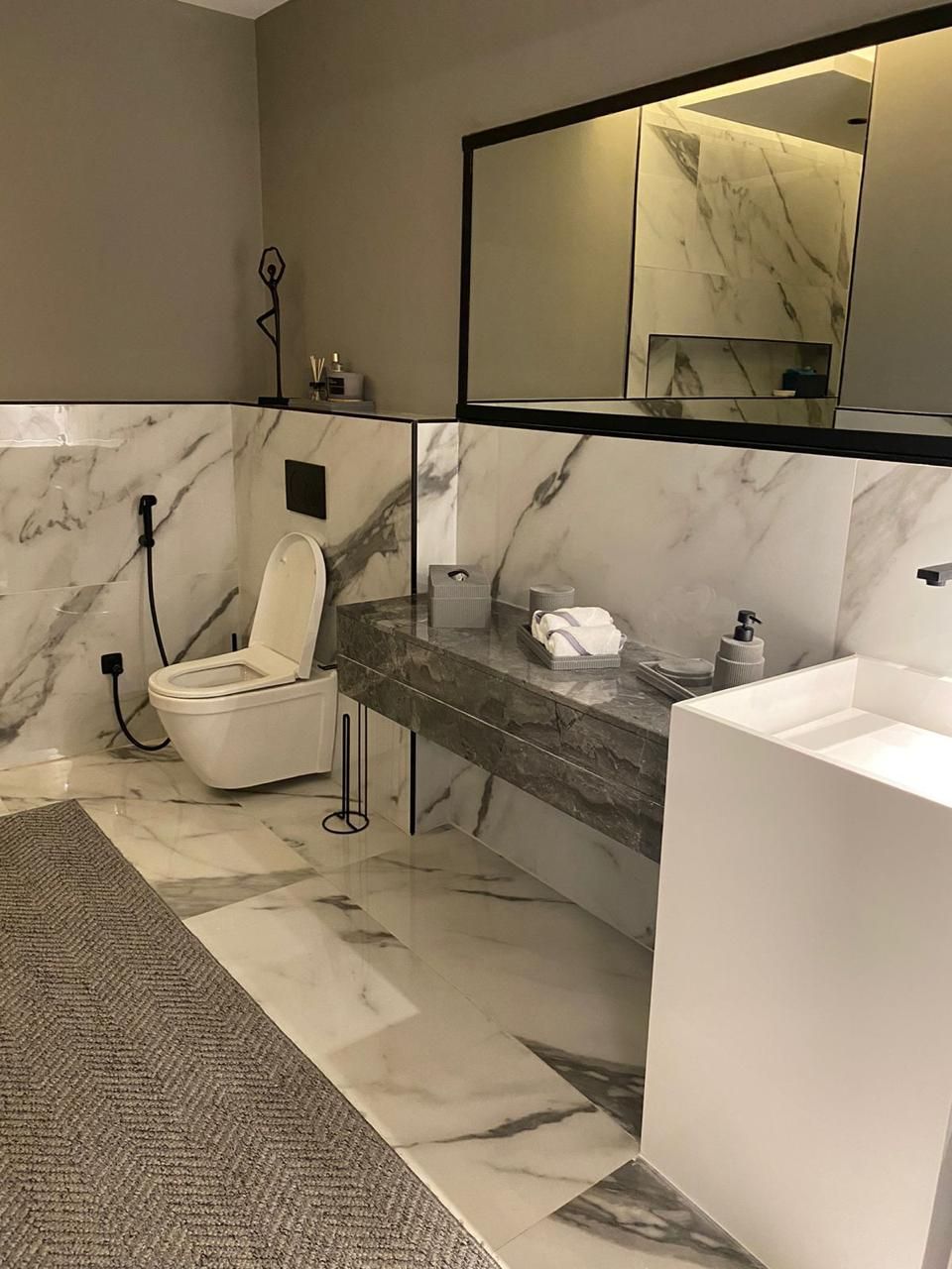 للبيــــــــع شقه حي العارض