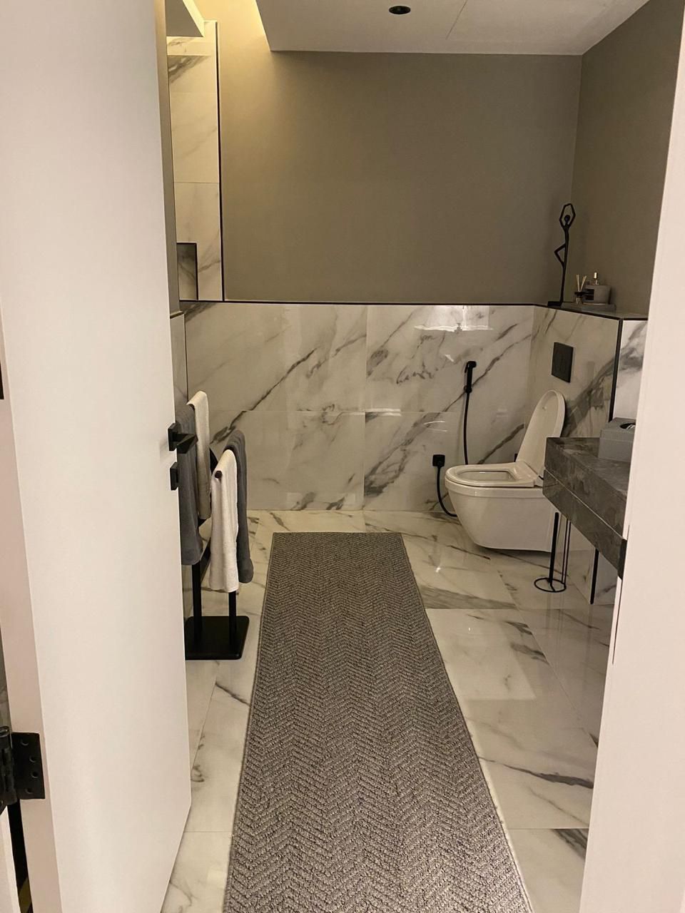 للبيــــــــع شقه حي العارض