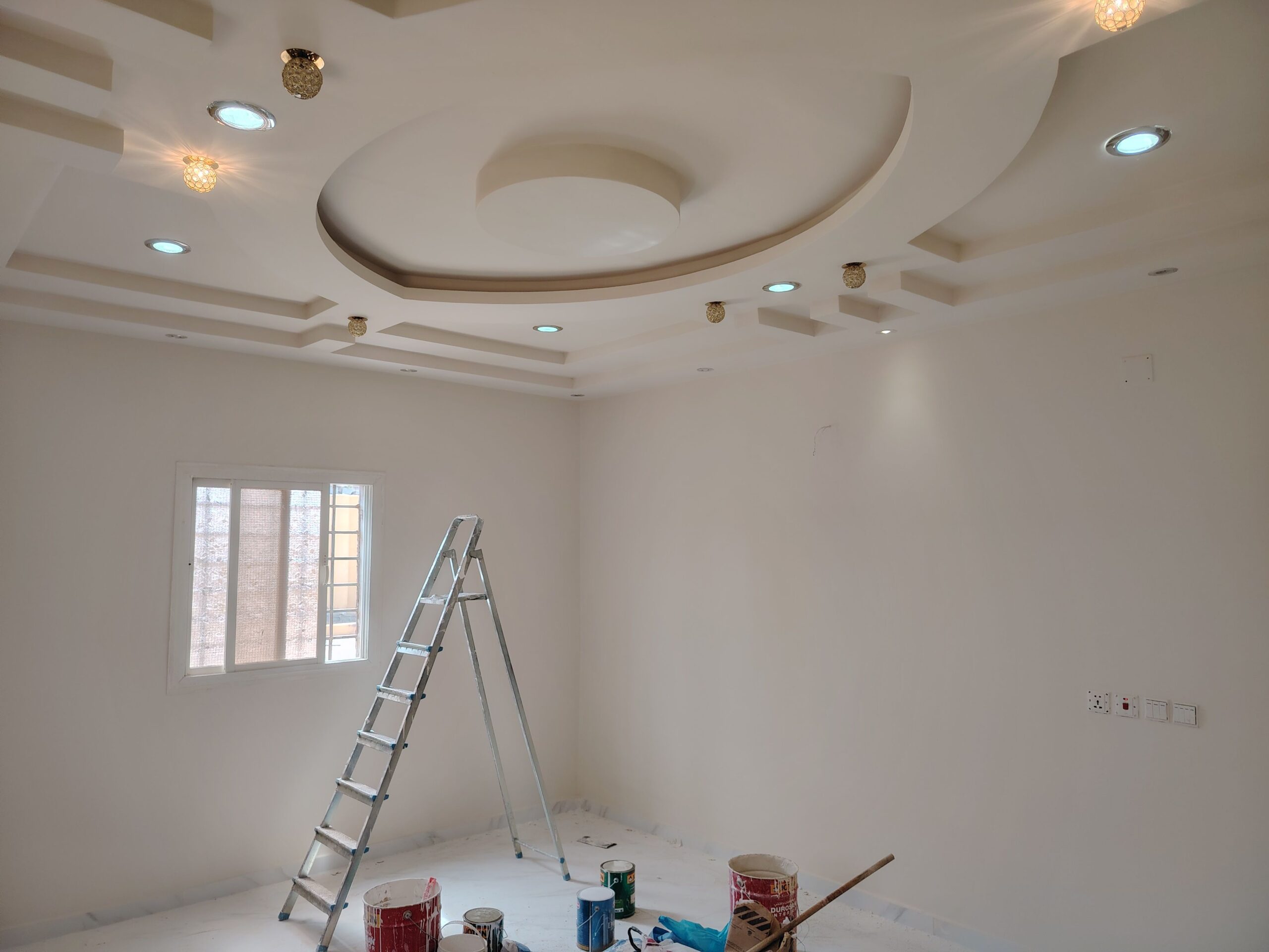 دهان يمني مباني لجميع أعمال الدهانات داخليه وخارجي