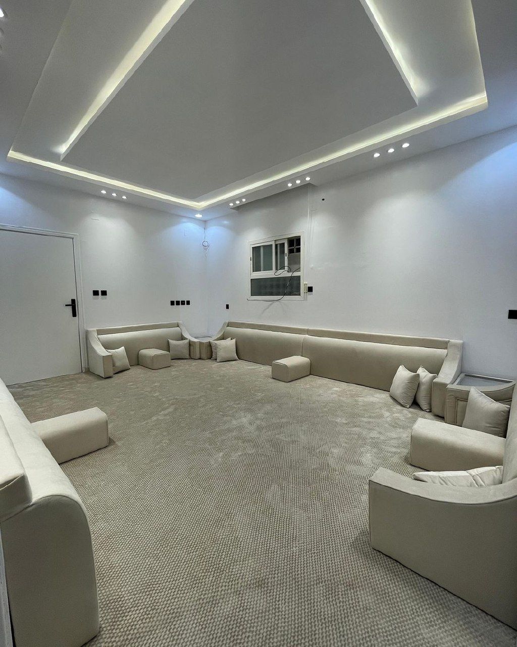 موديلات كنب أرضي موديلات مساند ظهر مساند ظهر مقلط