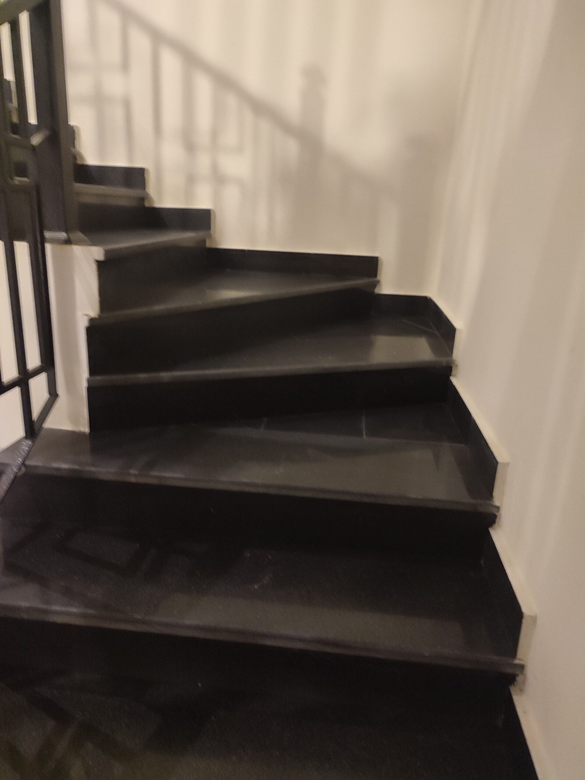 مقاول بلاط سيراميك رخام انترلوك برسلان