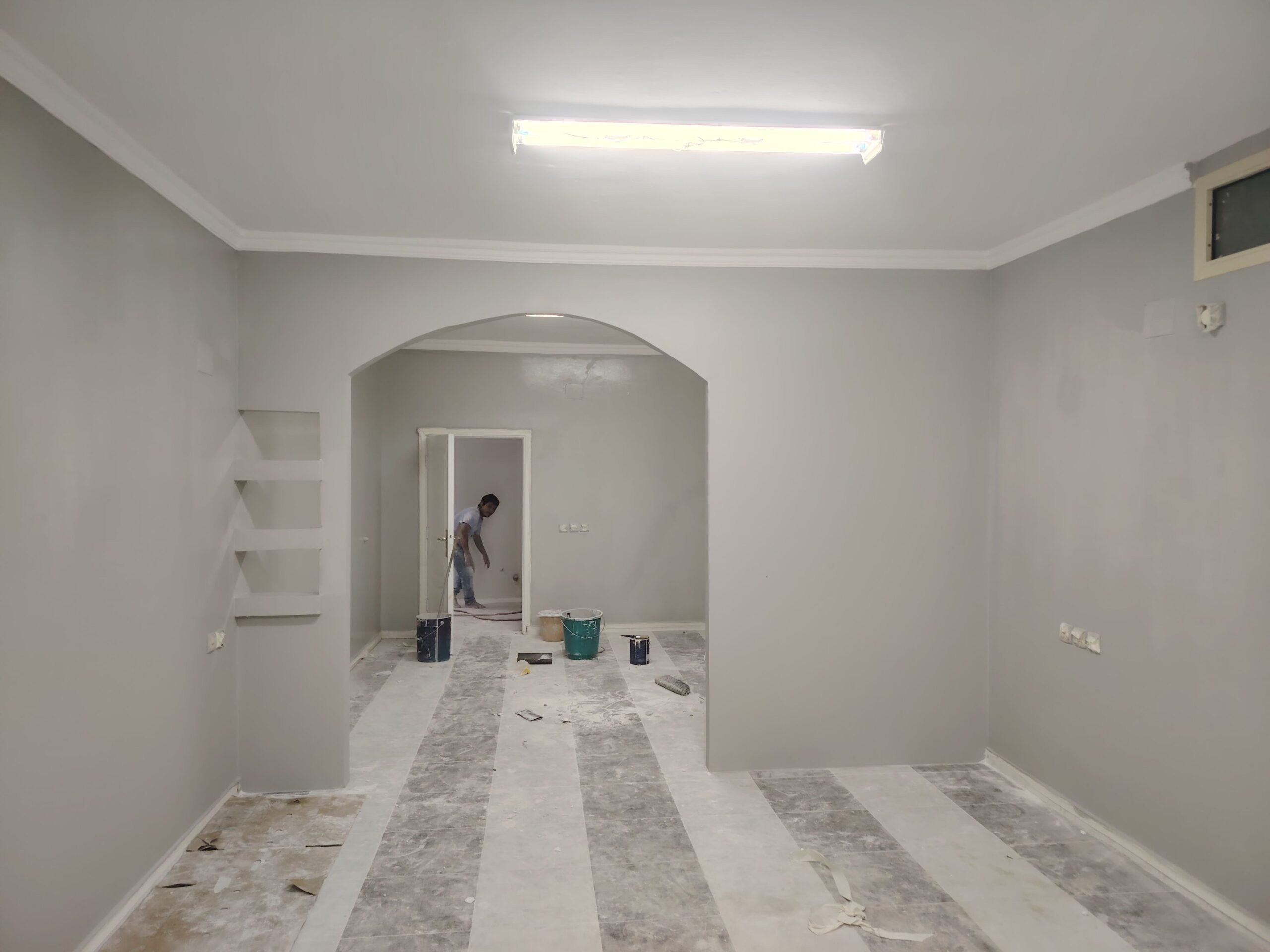 دهان يمني مباني لجميع أعمال الدهانات داخليه وخارجي