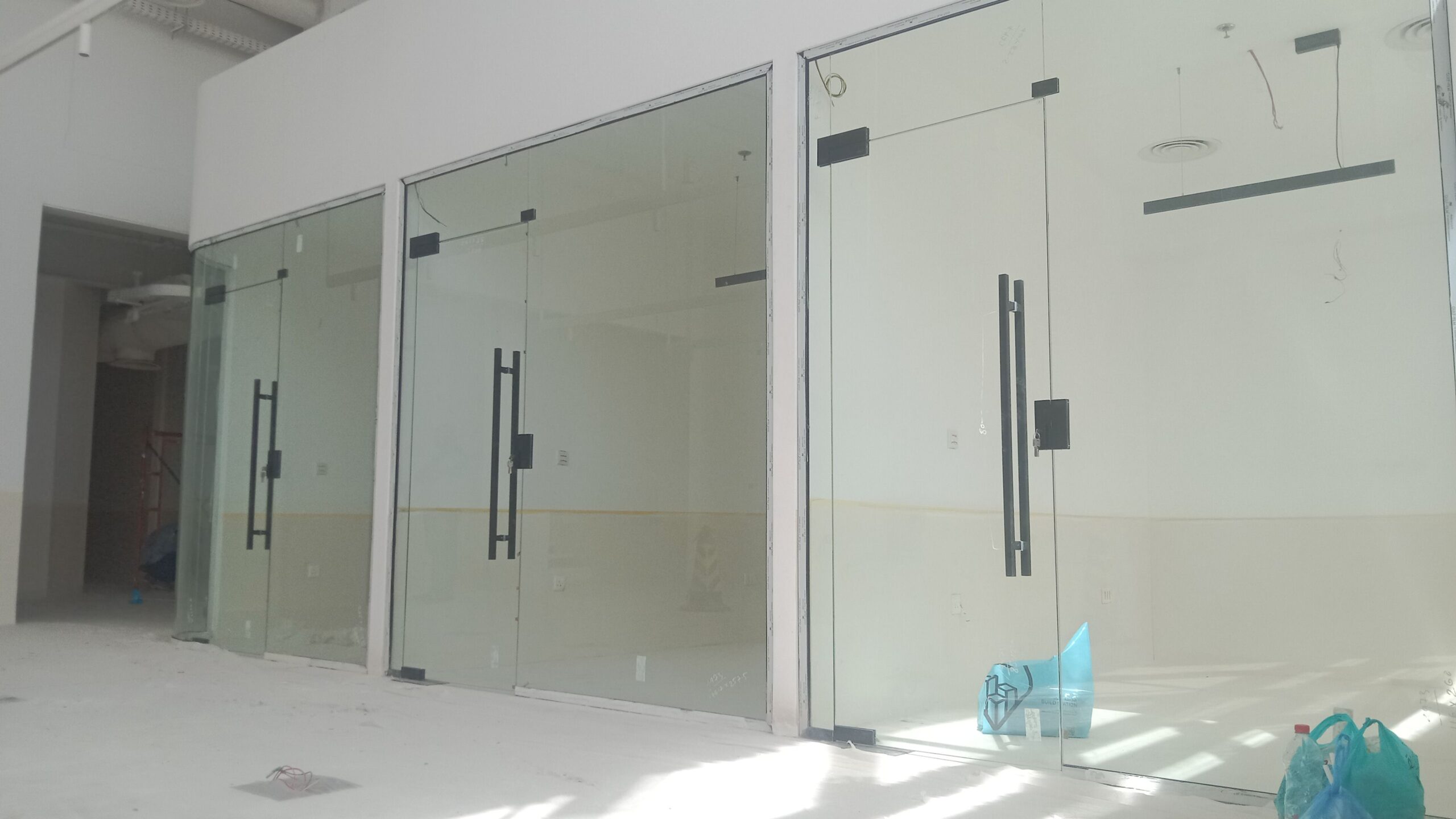 زجاج سكريت الرياض حي الياسمين حي العارض النرجس الص