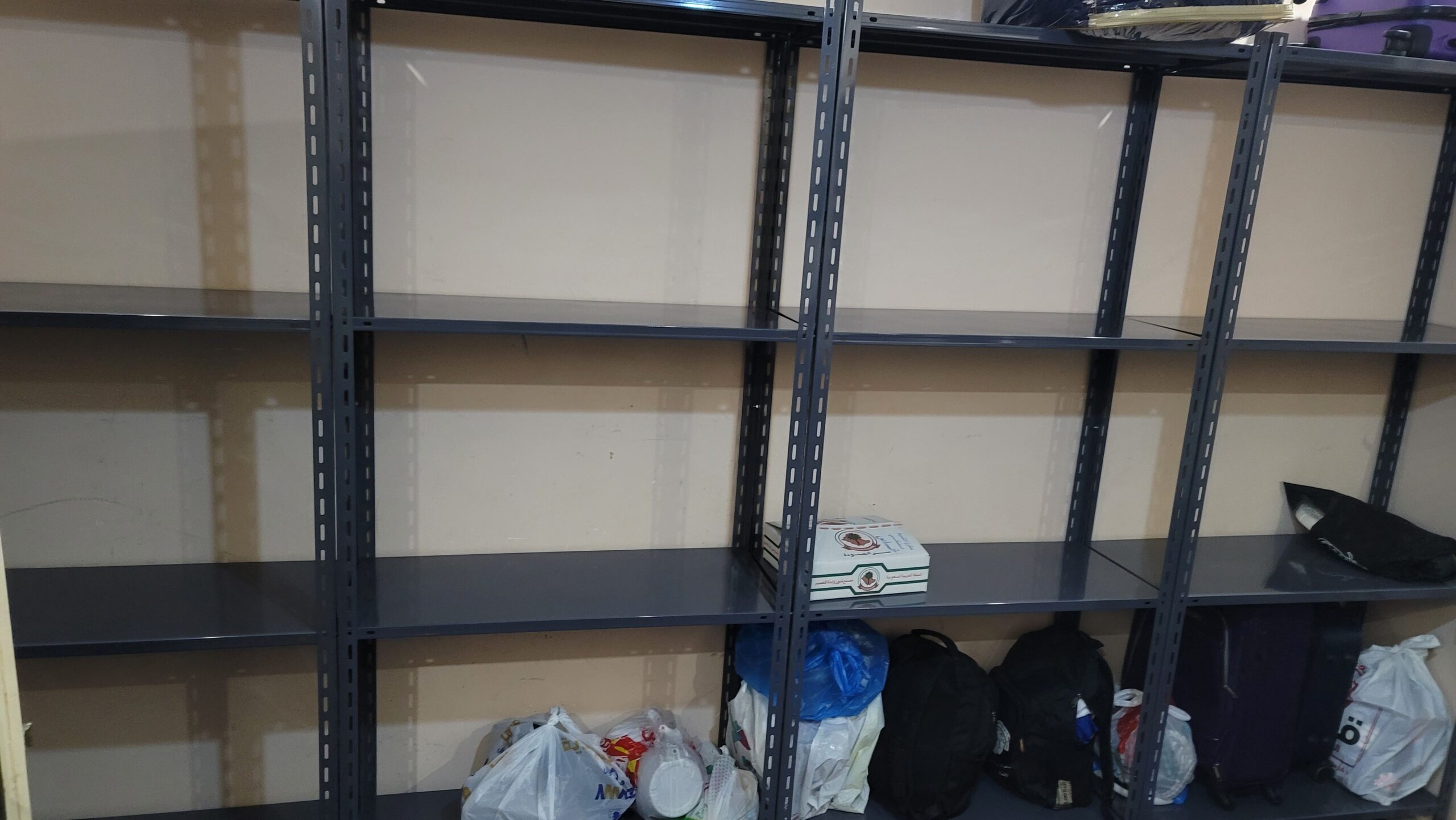 رفوف محلا ارفف مستودع وبقاله