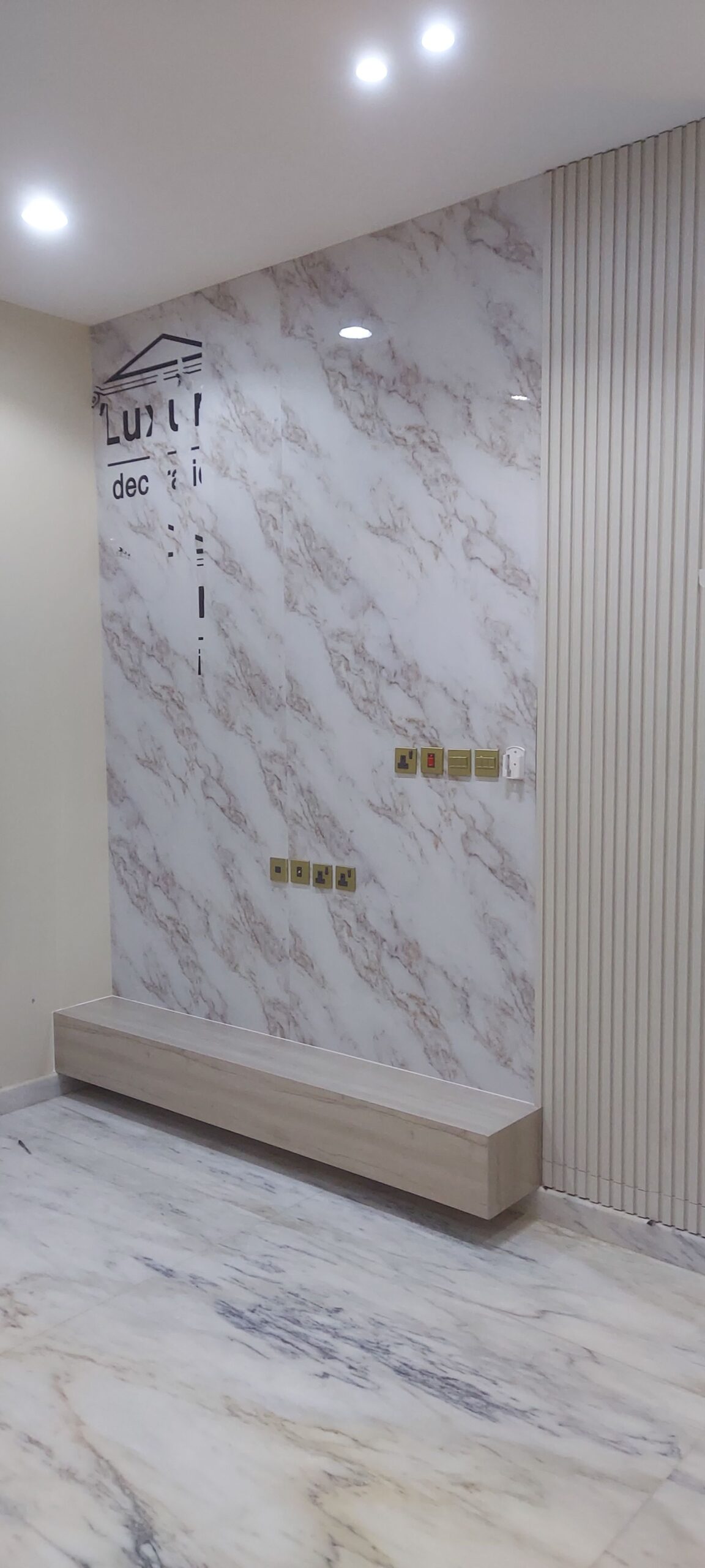 مقاول أعمال الديكورات والدهانات والجبس والترميم