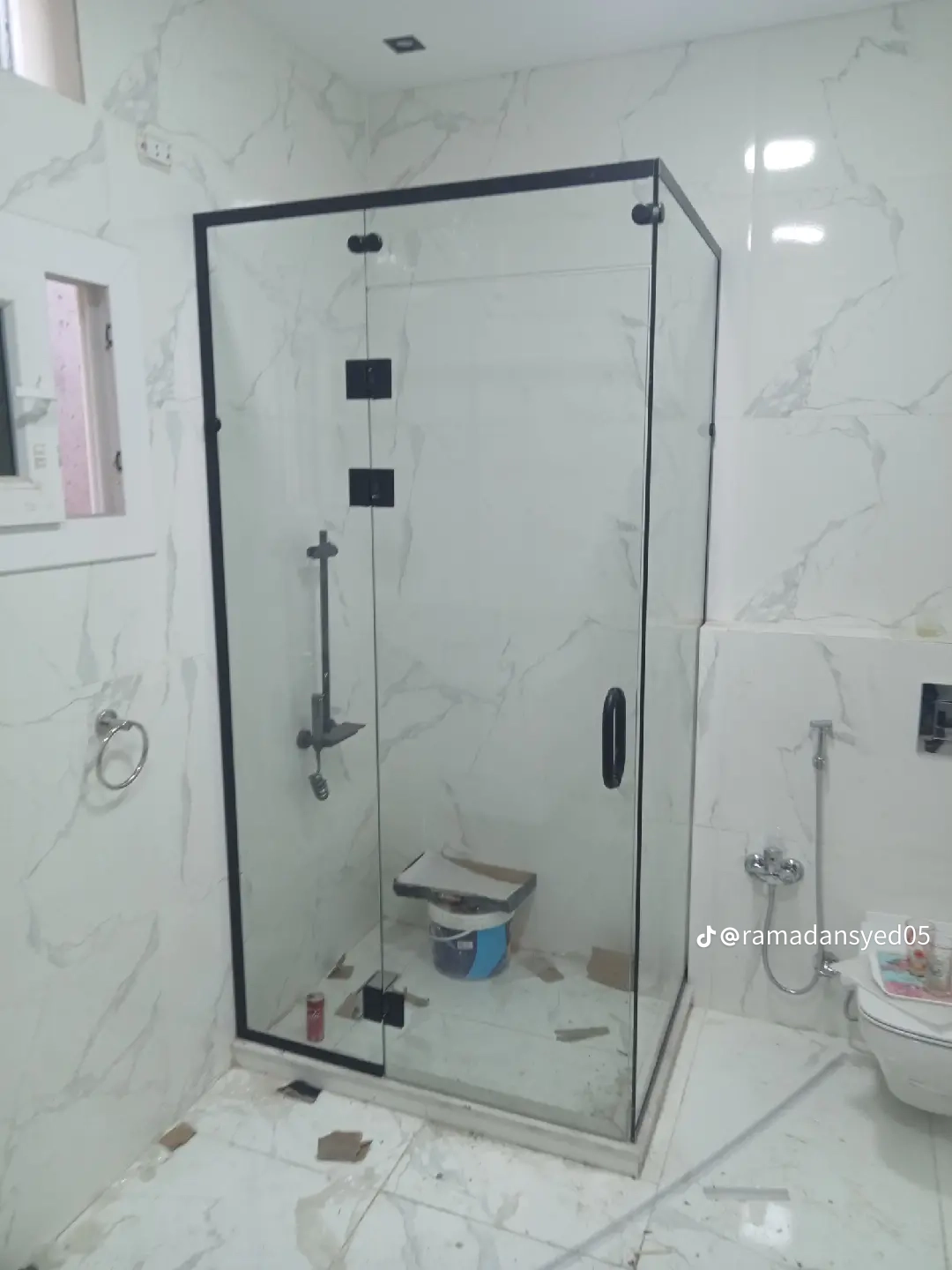 زجاج سكريت واجهات محلات