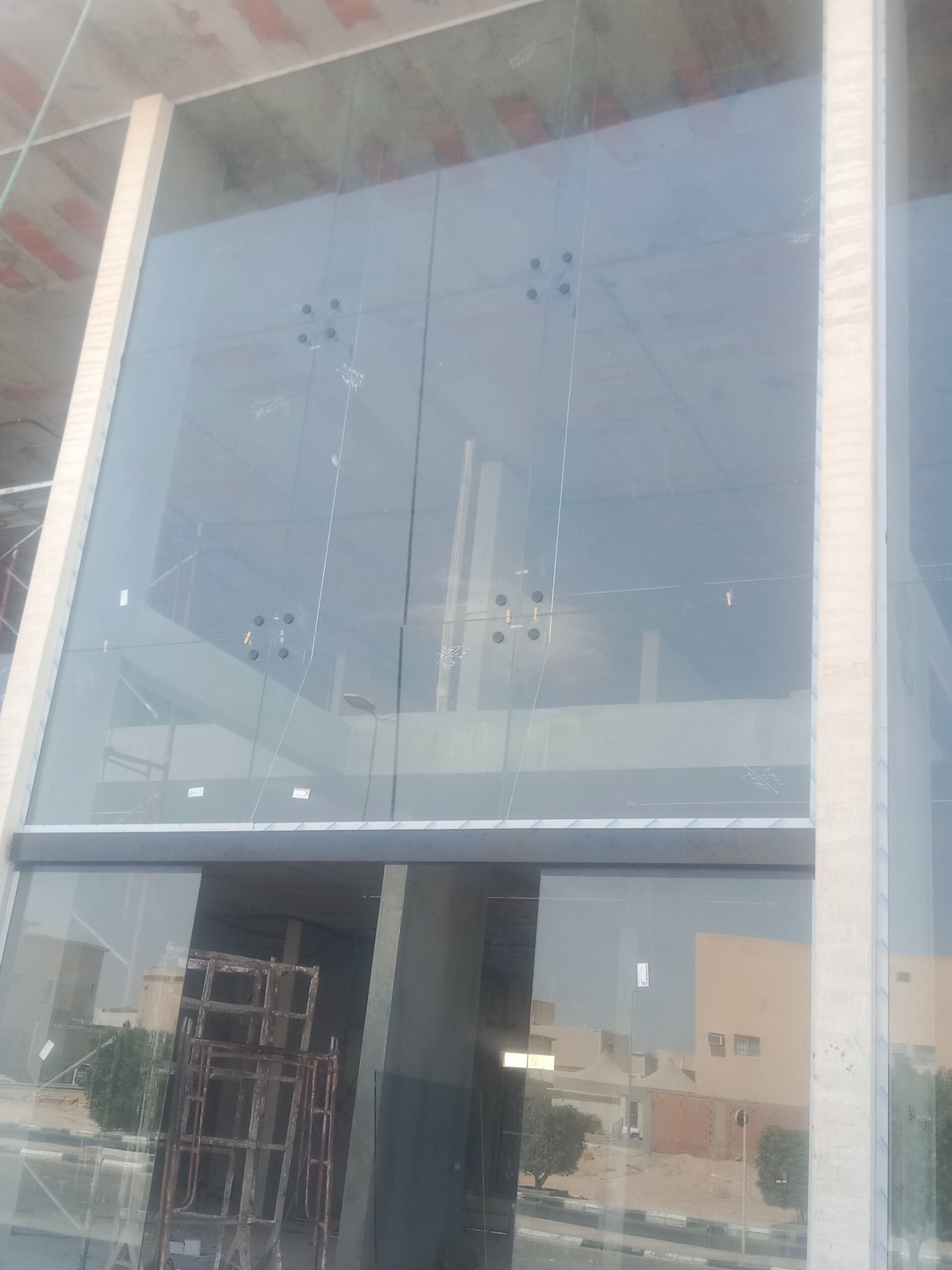 زجاج سكريت الرياض حي الياسمين حي العارض النرجس الص