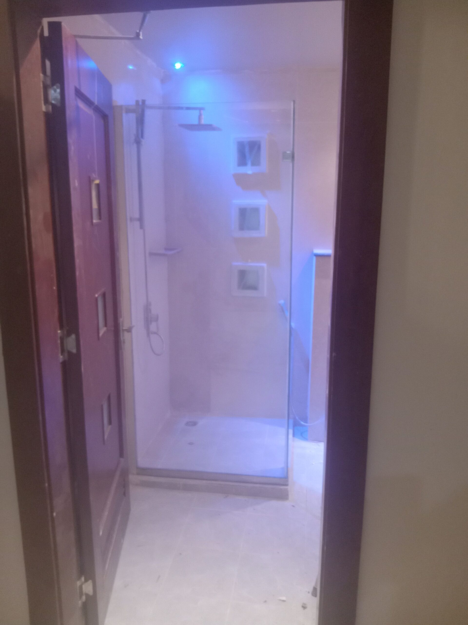 زجاج سكريت واجهات محلات