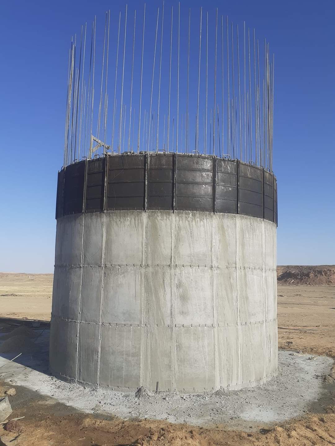 العمل خزان الدئری