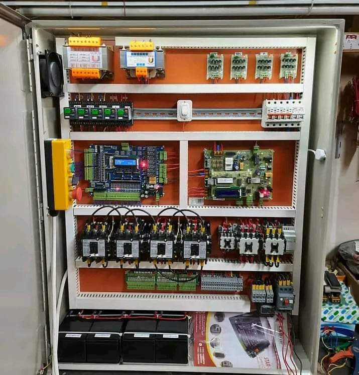 صيانه وتركيب المصاعد والسلالم الكهربائيه