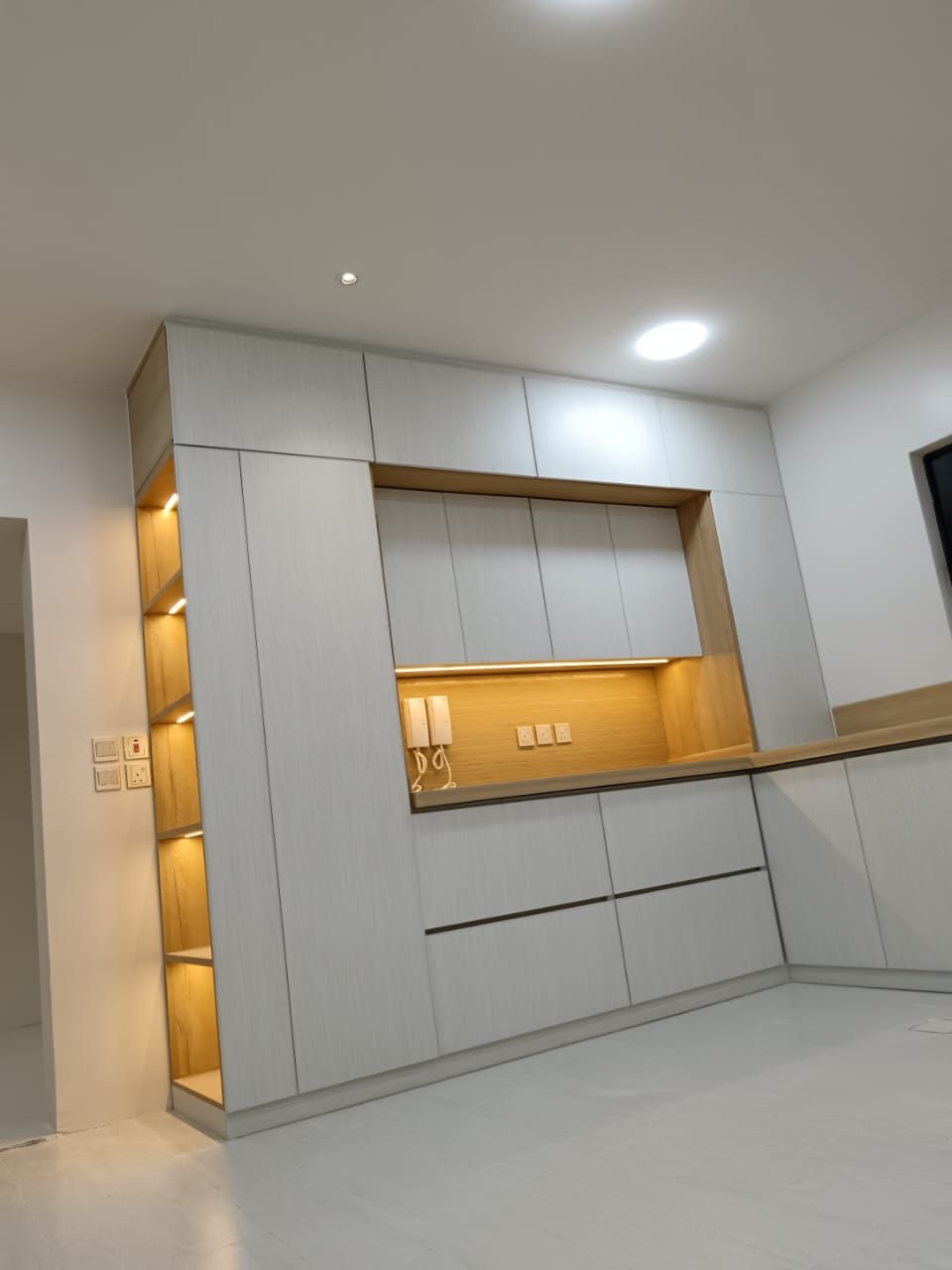 فني دواليب مطابخ