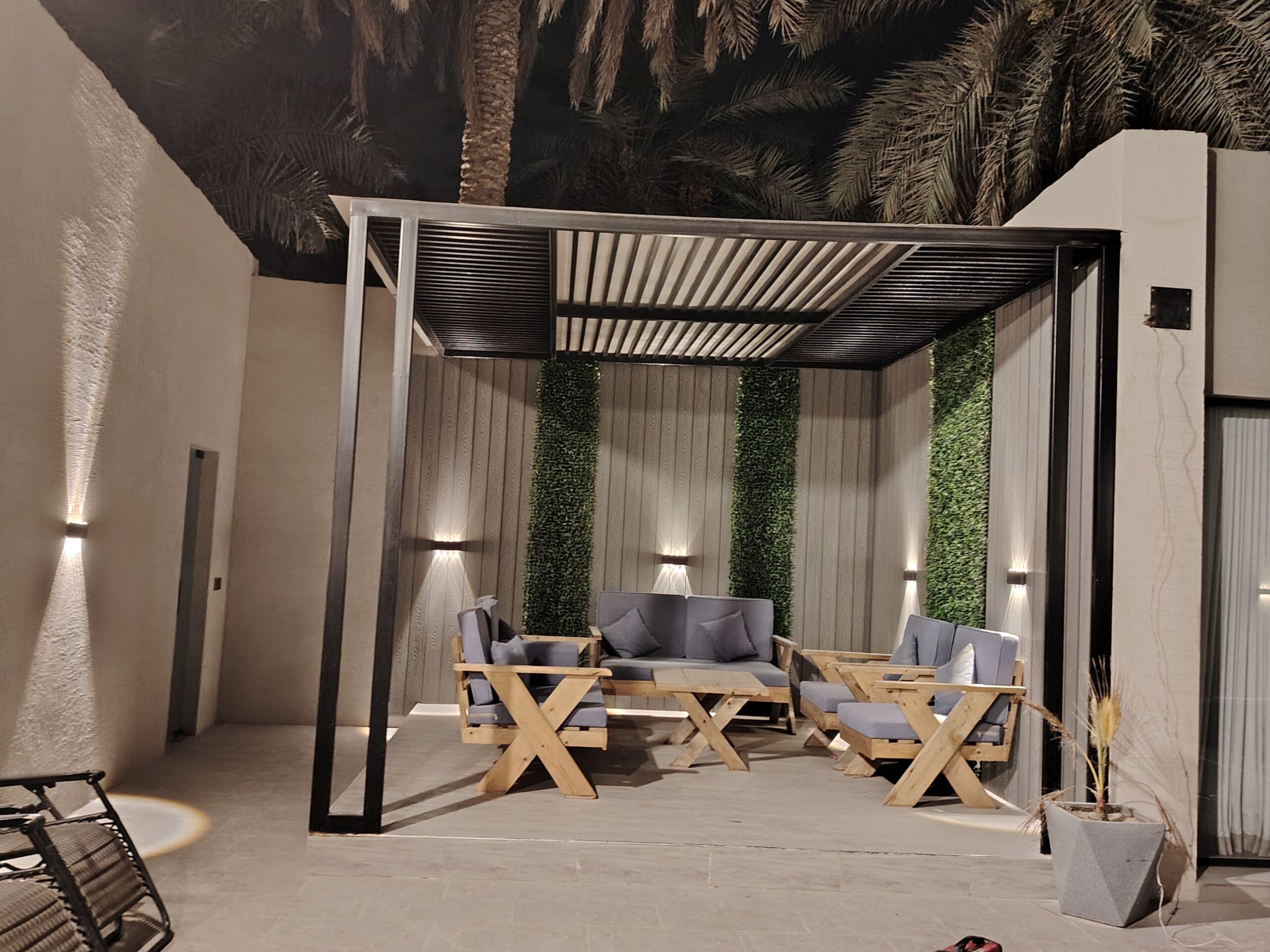 خيام مضلات سواتر برجولات قرميد