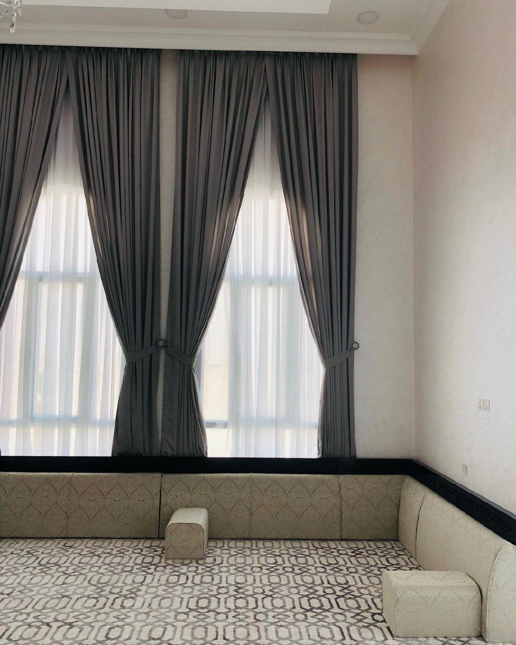 كنب أرضي تفصيل وتفصيل مساند ظهر وتفصيل جميع انواع