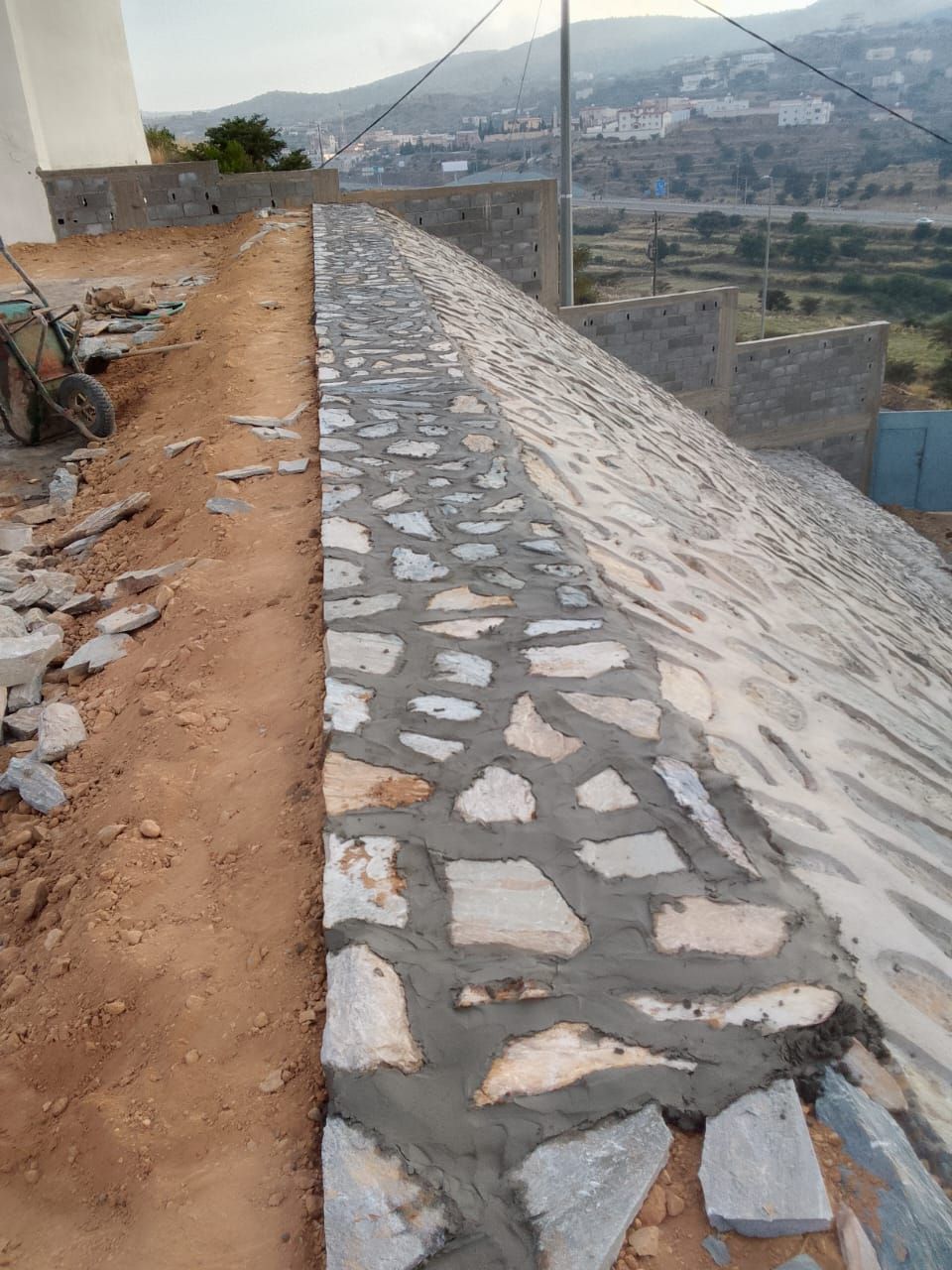 معلم تلبيس حجر حجرتنومه و حجرمسفره ولحجارالطبيعيه