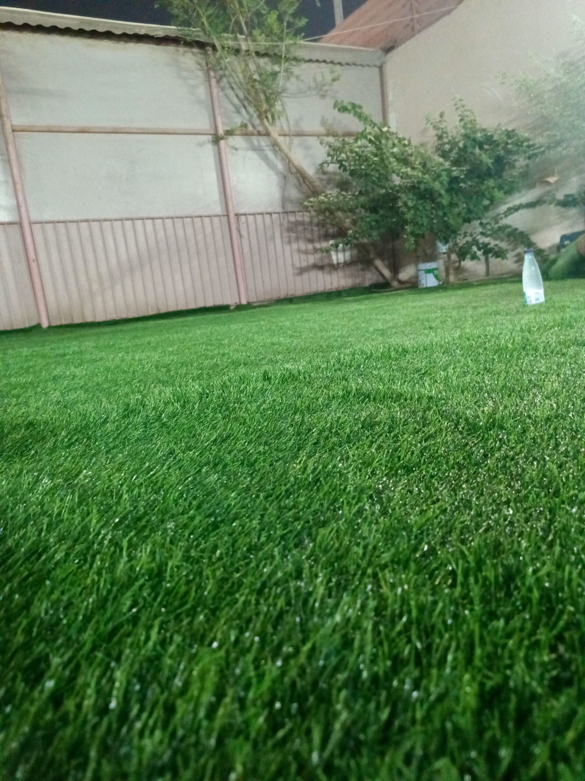 العشب الصناعي، ملاع