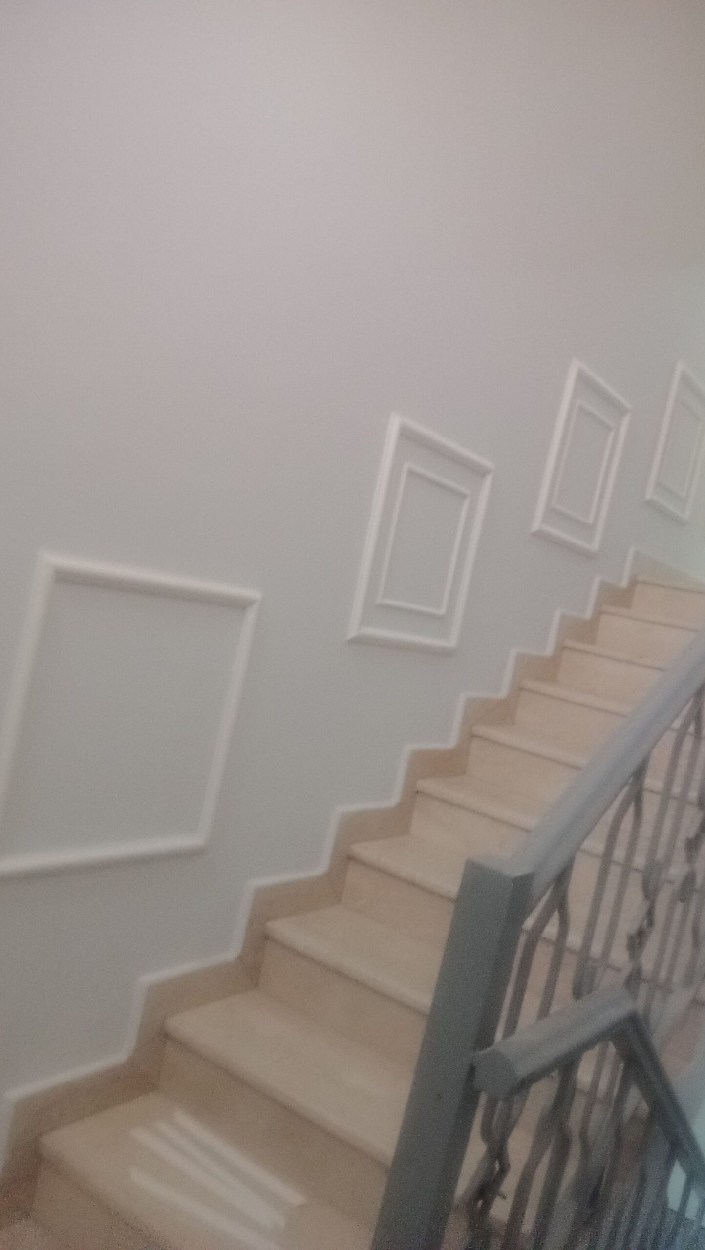 حائل للديكورات