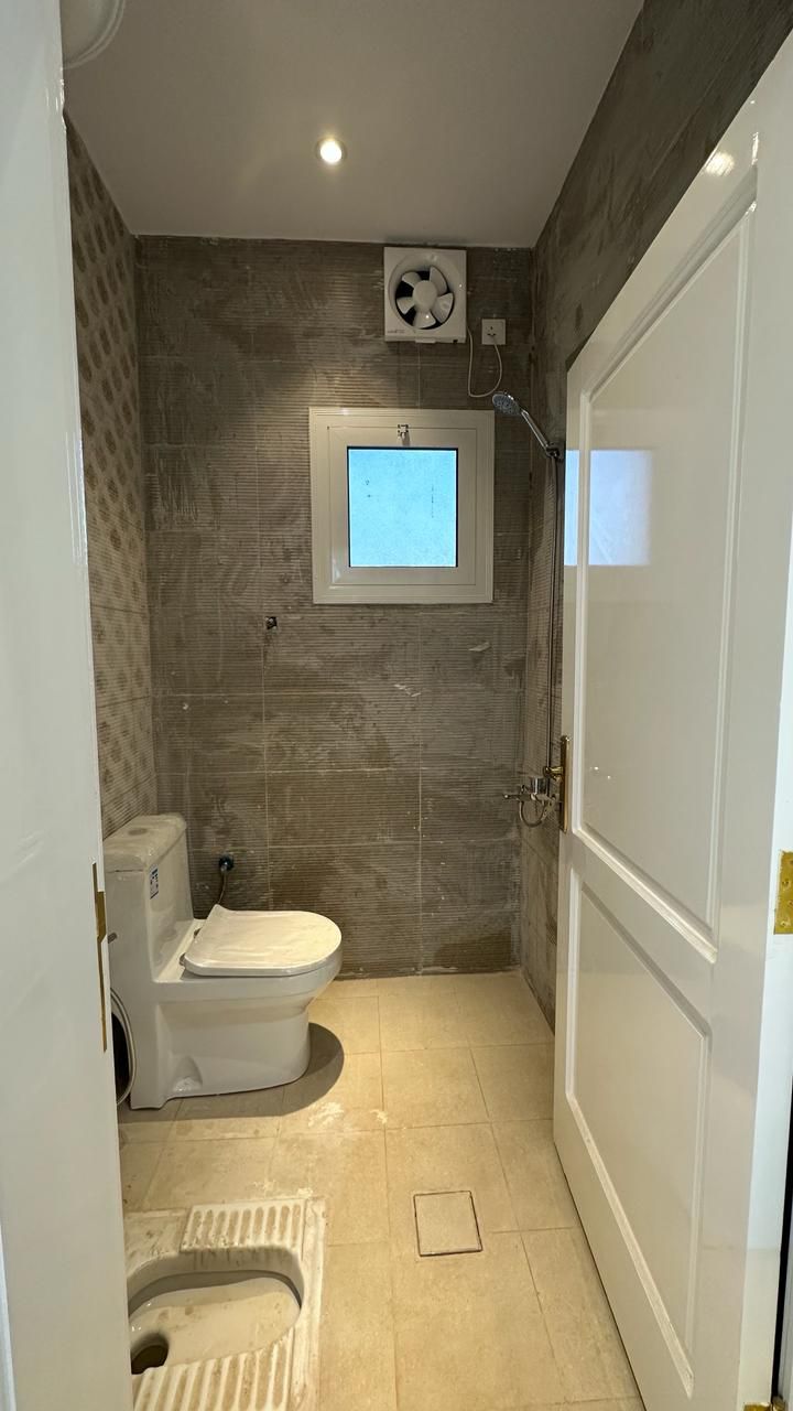 شقه للايجار حي الدفاع المدنيه