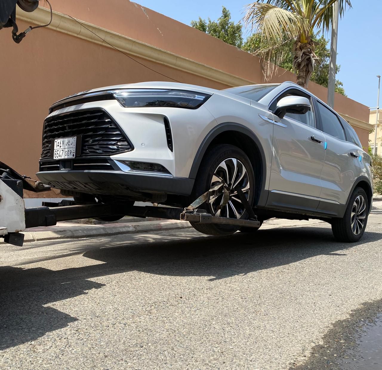 صيانة وإصلاح السيارات وانت في مكانك