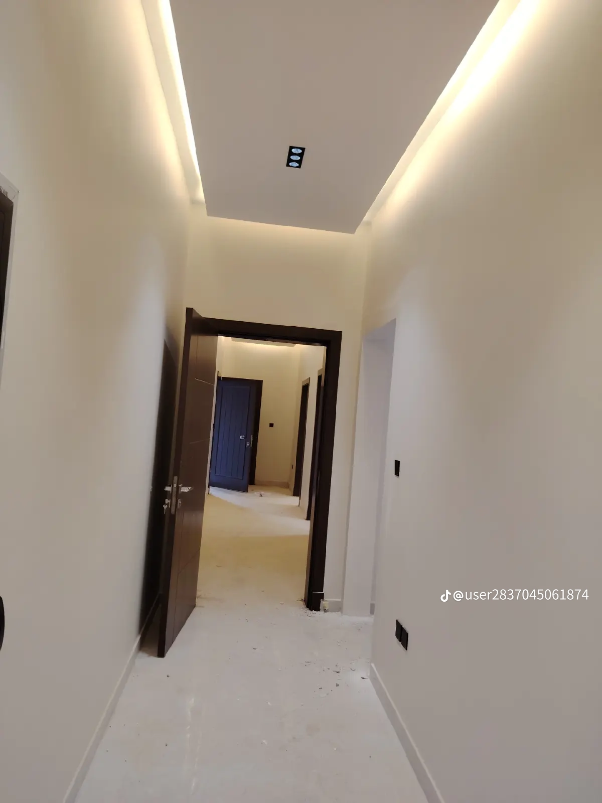 معلم دهانات وديكورات جده