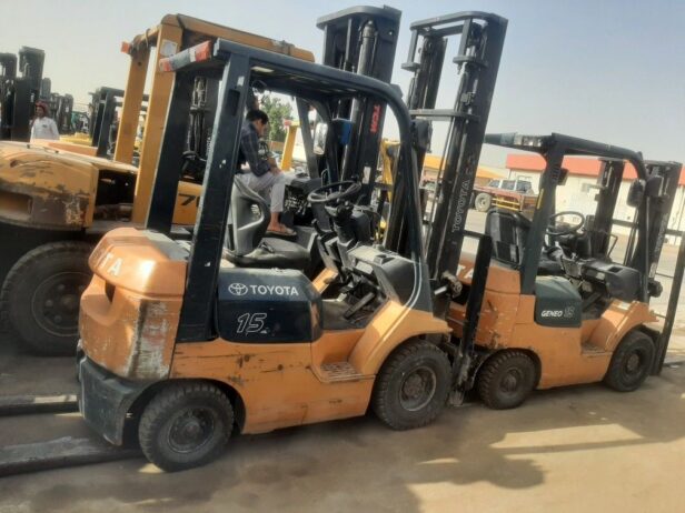 رافعات عماليه مقصيه وتلسكوبيه رافعات شوكيه سيزر لف