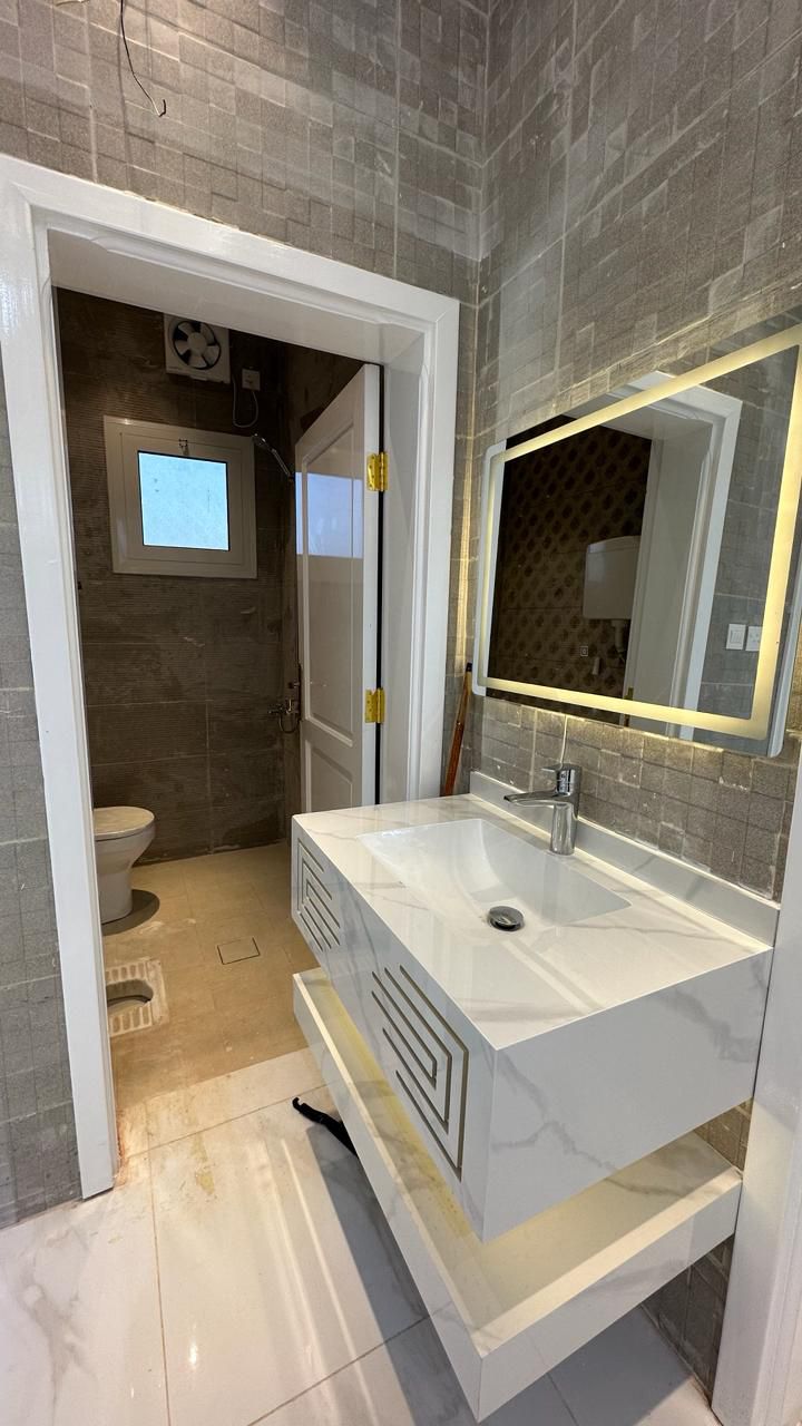 شقه للايجار حي الدفاع المدنيه