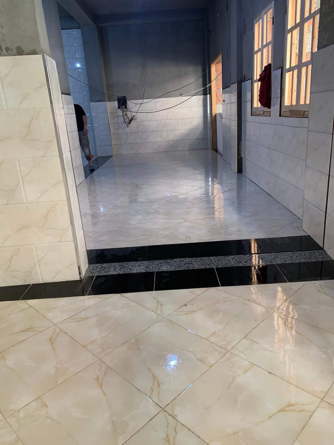 معلم سراميك وتكسير وترميم في مكه