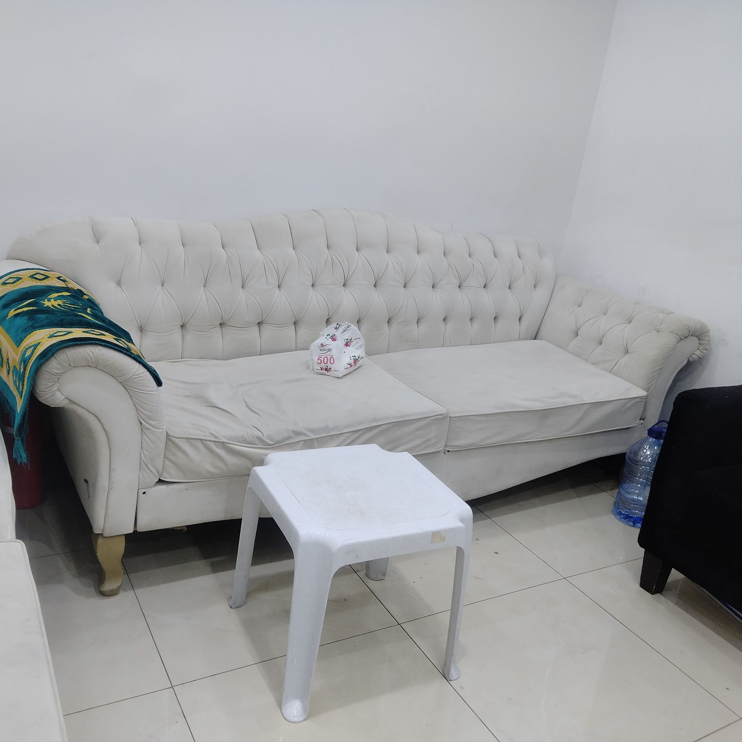 الخبر الثقبة شارع عشرين