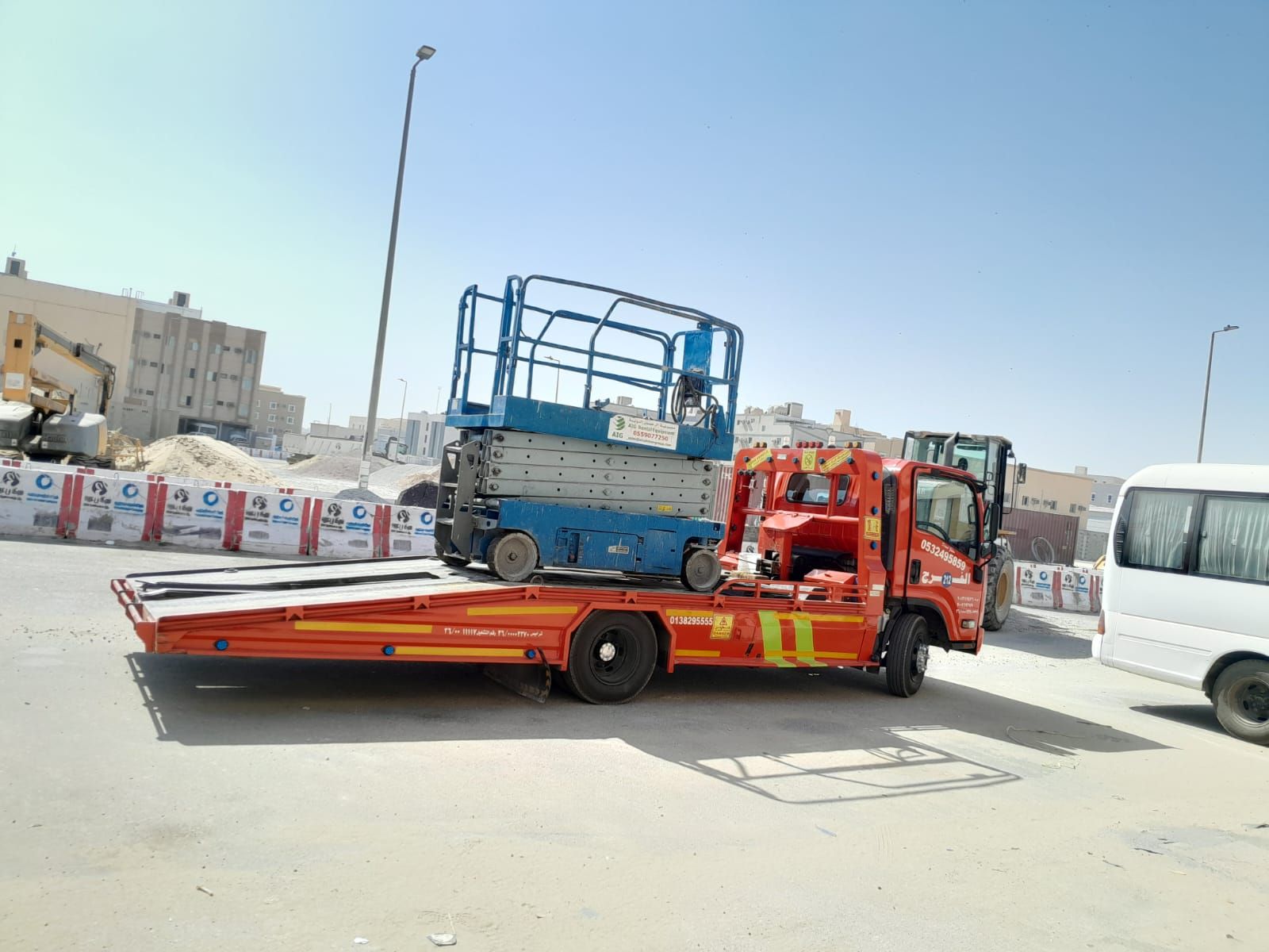 سيزر ليفت و مان ليفت و فوركليفت للايجار