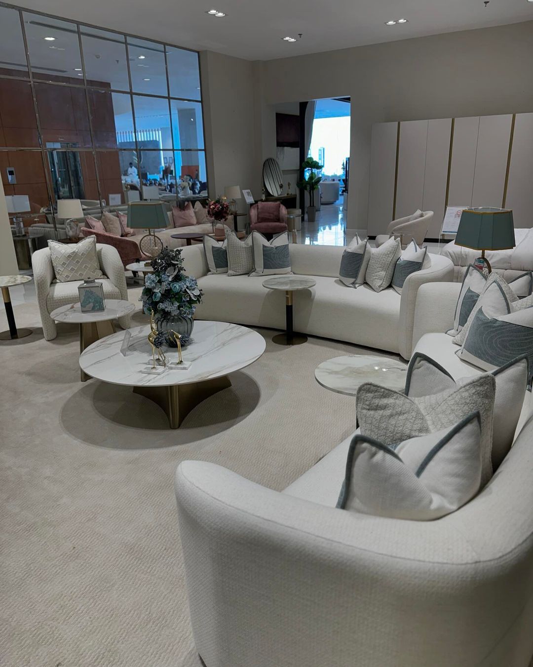 ستائر الويفي كنب مجالس ارضي تنجيد انواع الكنب جلسا