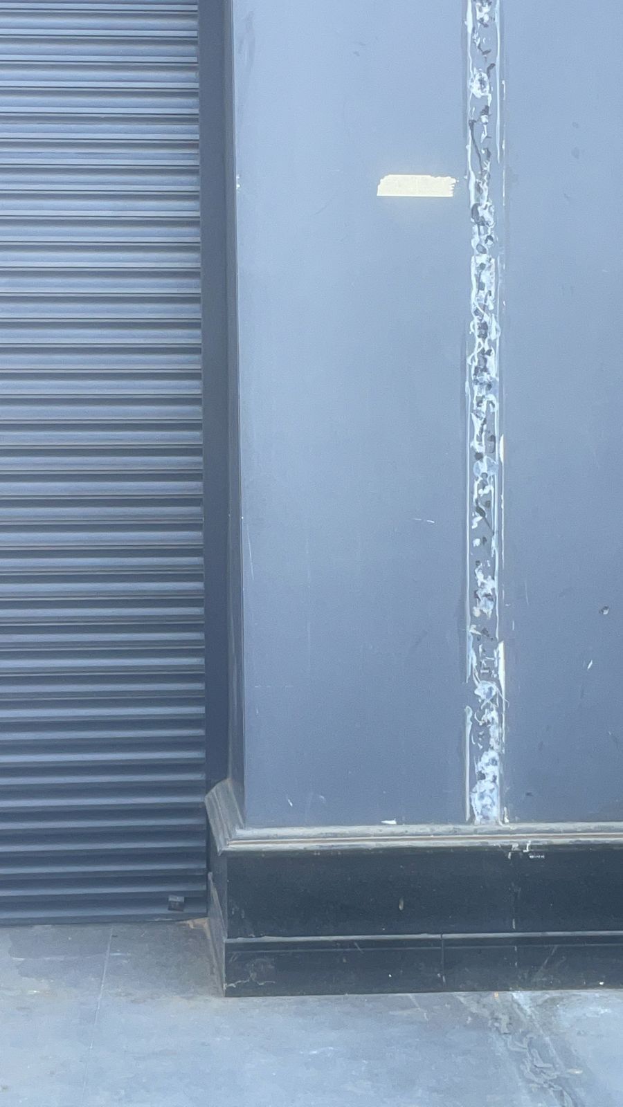 فني سوري تصليح شبابيك الشتر الامنيوم يدوي وكهرباء