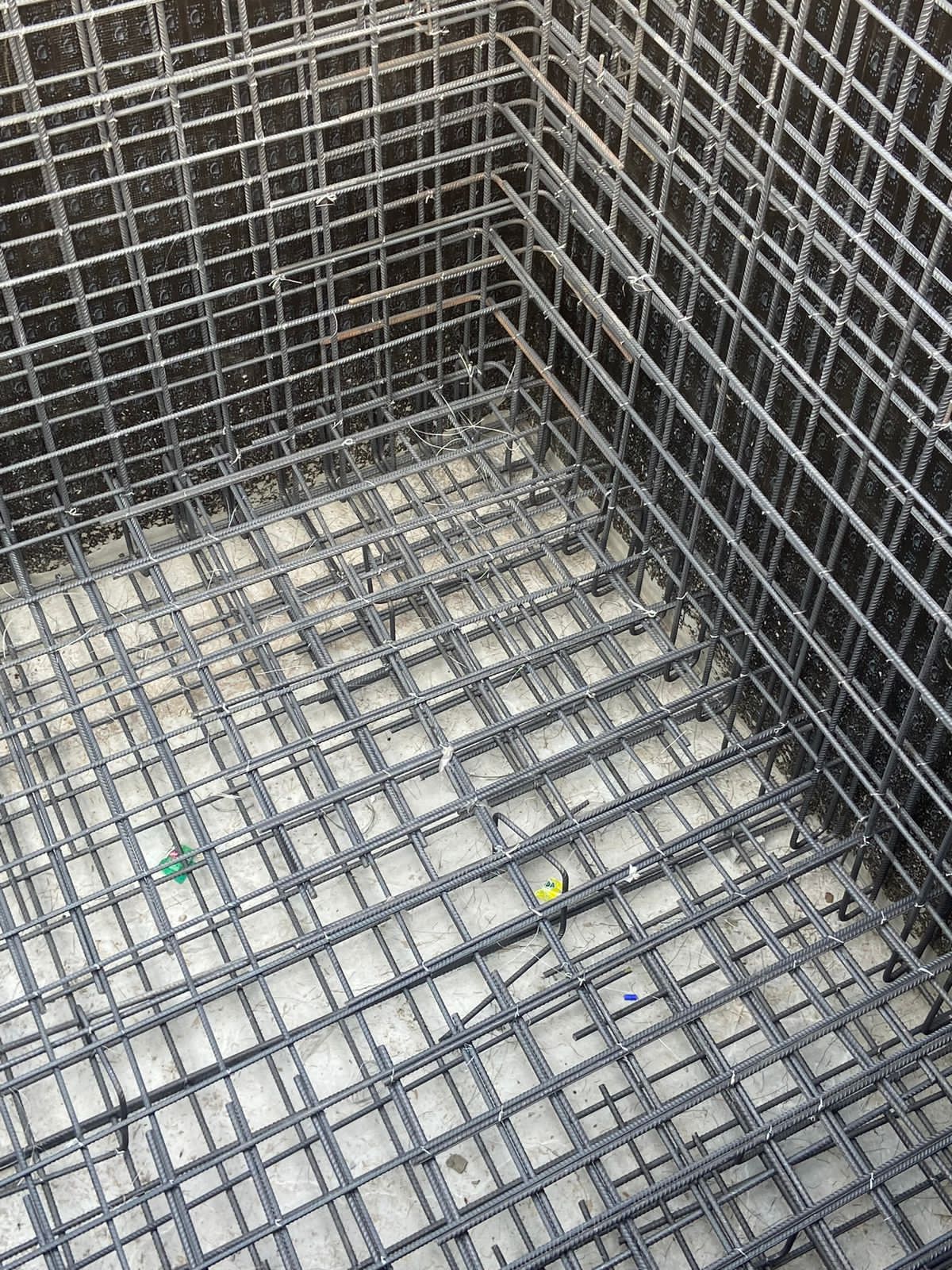 مقاول ملاحق بسعر فارق عن السوق