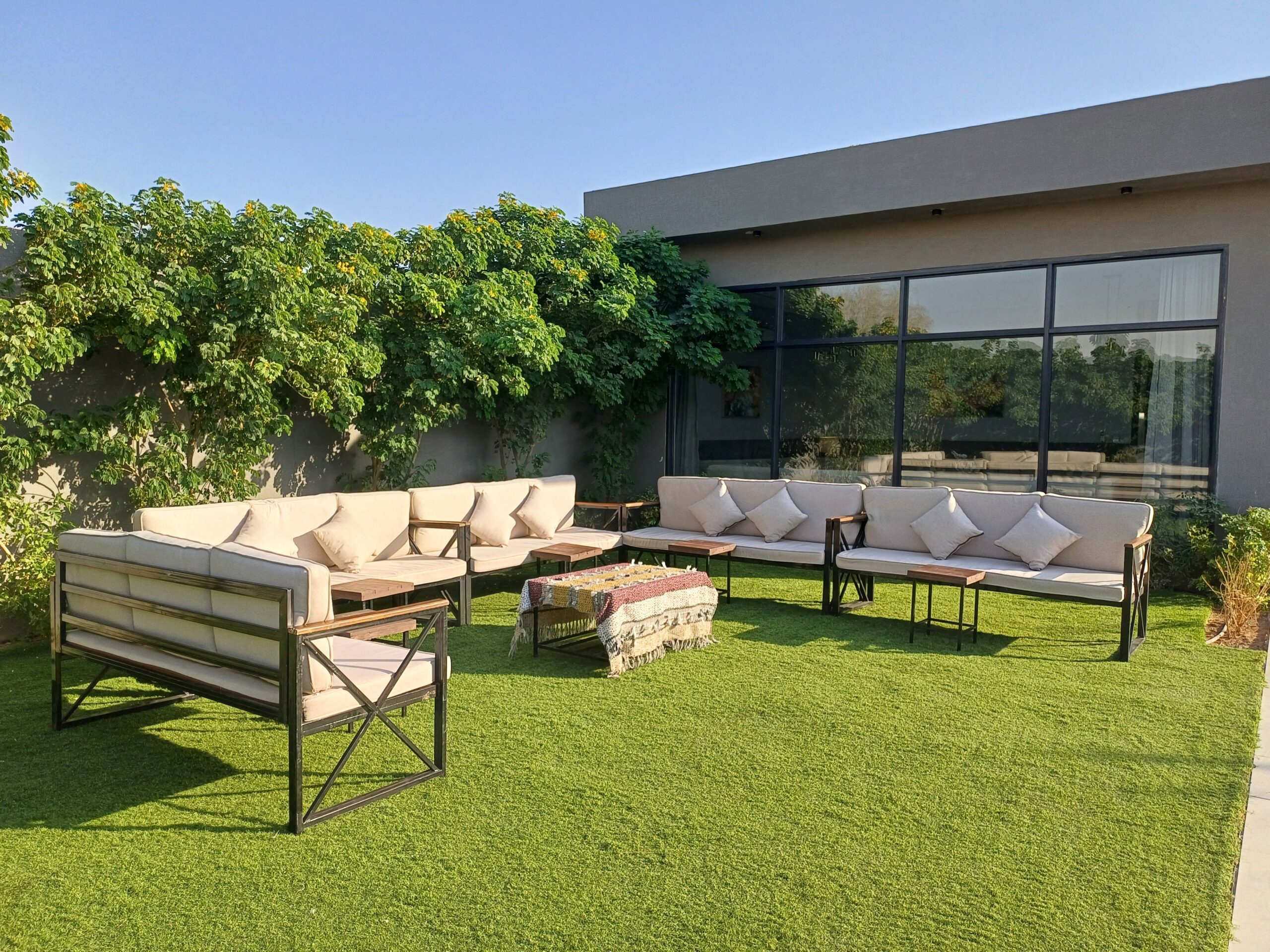 تاجير جلسات خارجيه