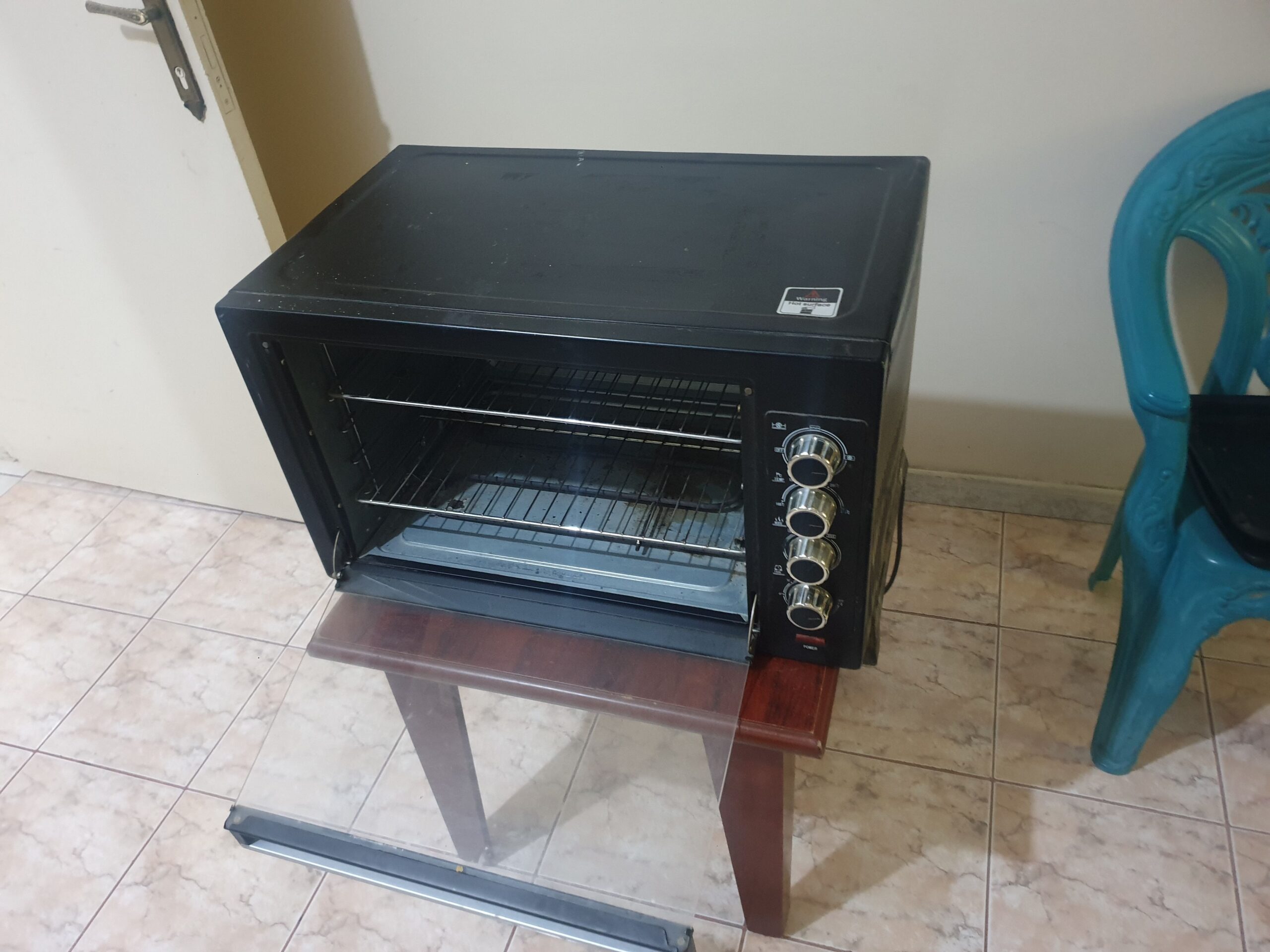 فرن كهربائي شغال