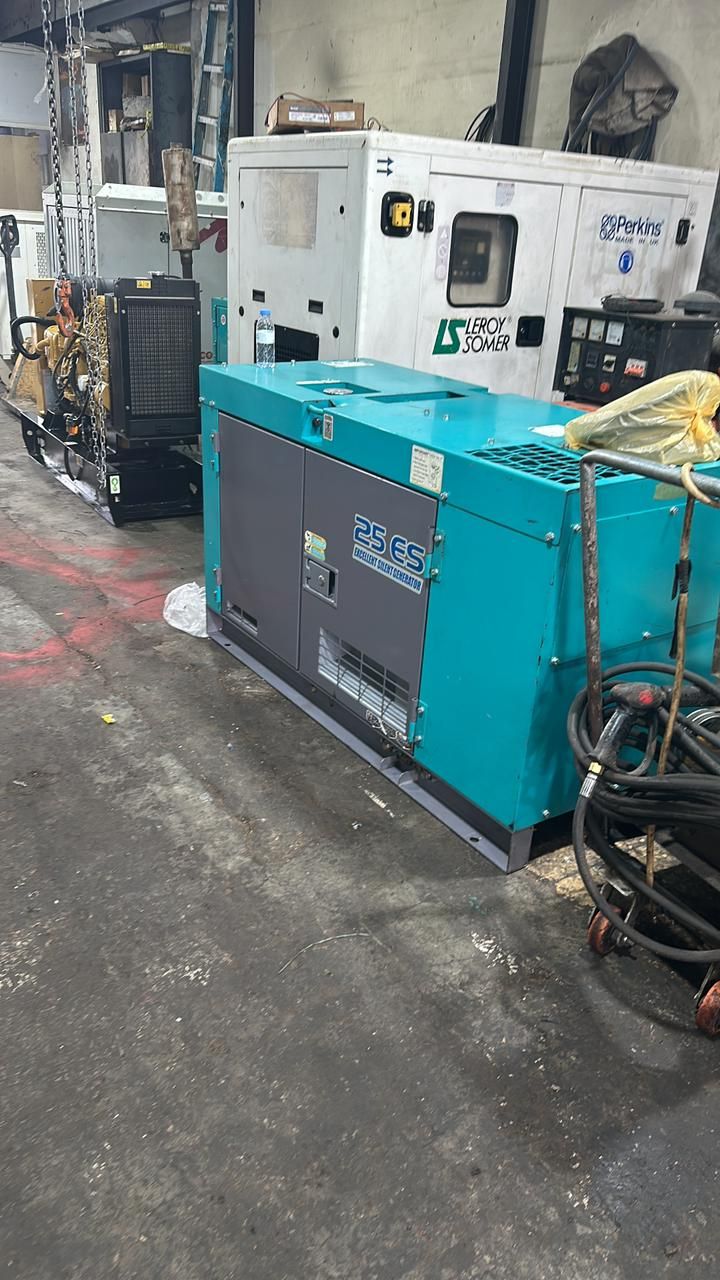 صيانه مولدات جنريترات أعمال الكهرباء