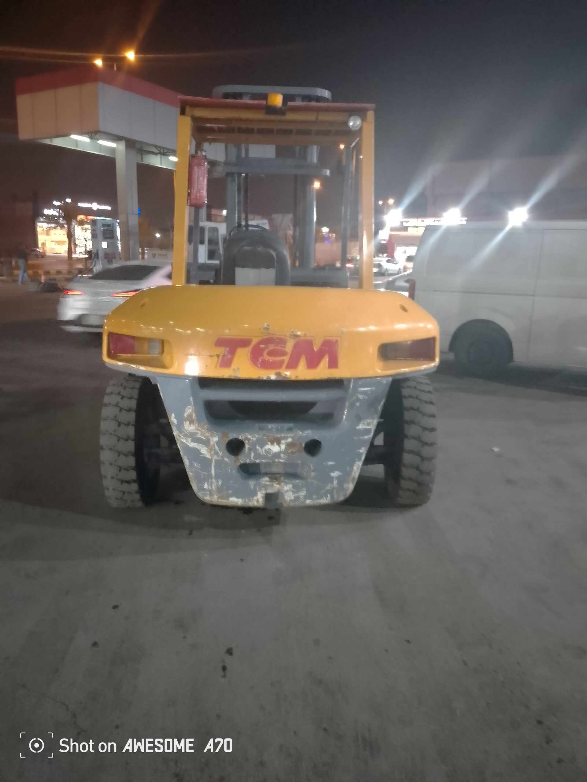 رافعات عماليه مقصيه وتلسكوبيه رافعات شوكيه وكرينات