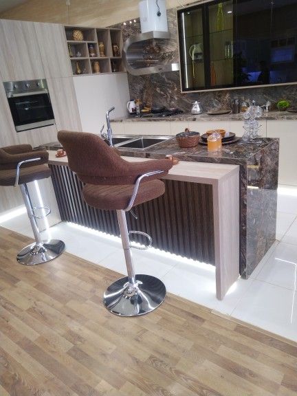 الصناعية احد المسارحه