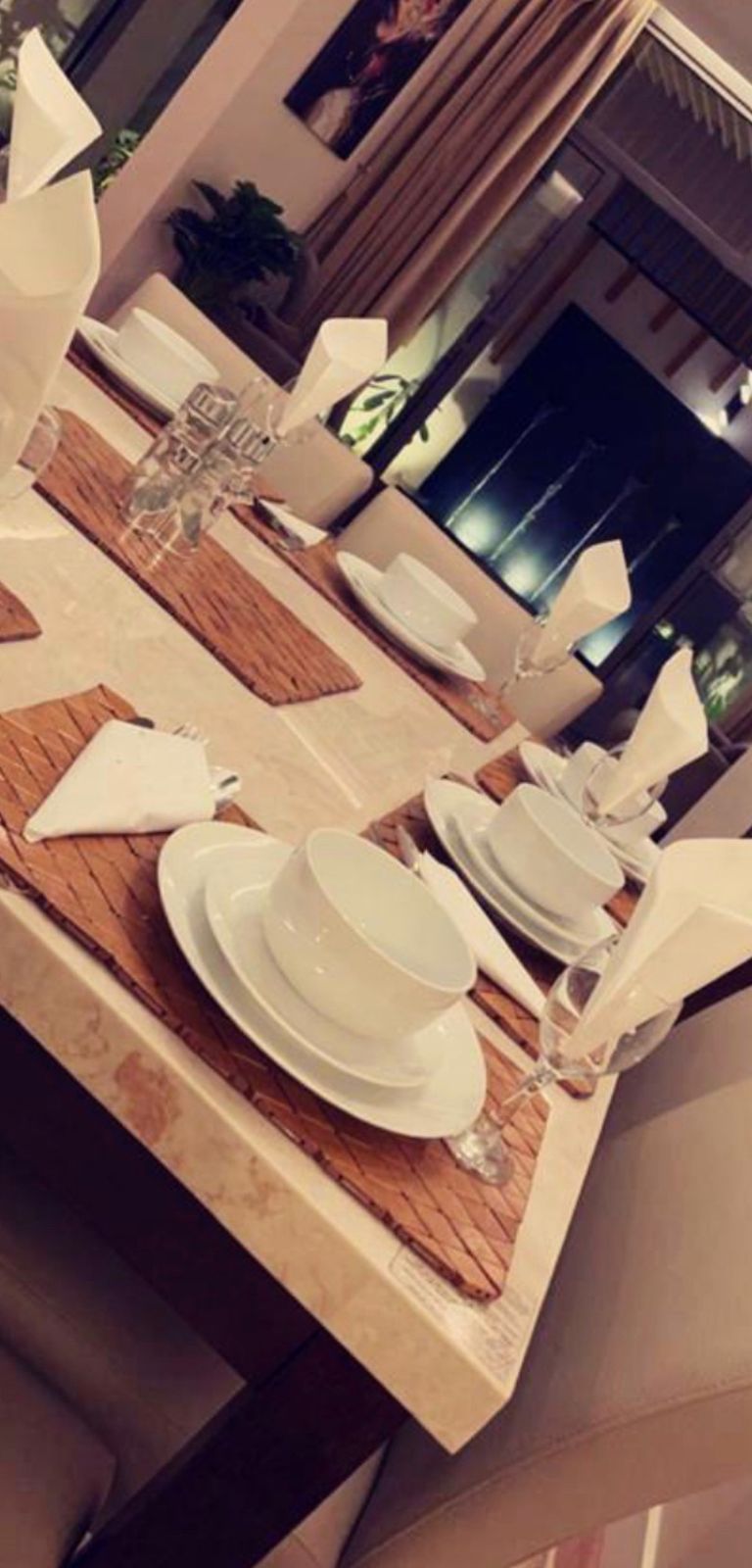 للبيــــــــع فيلا مساحة ٢١٠ حي العليا