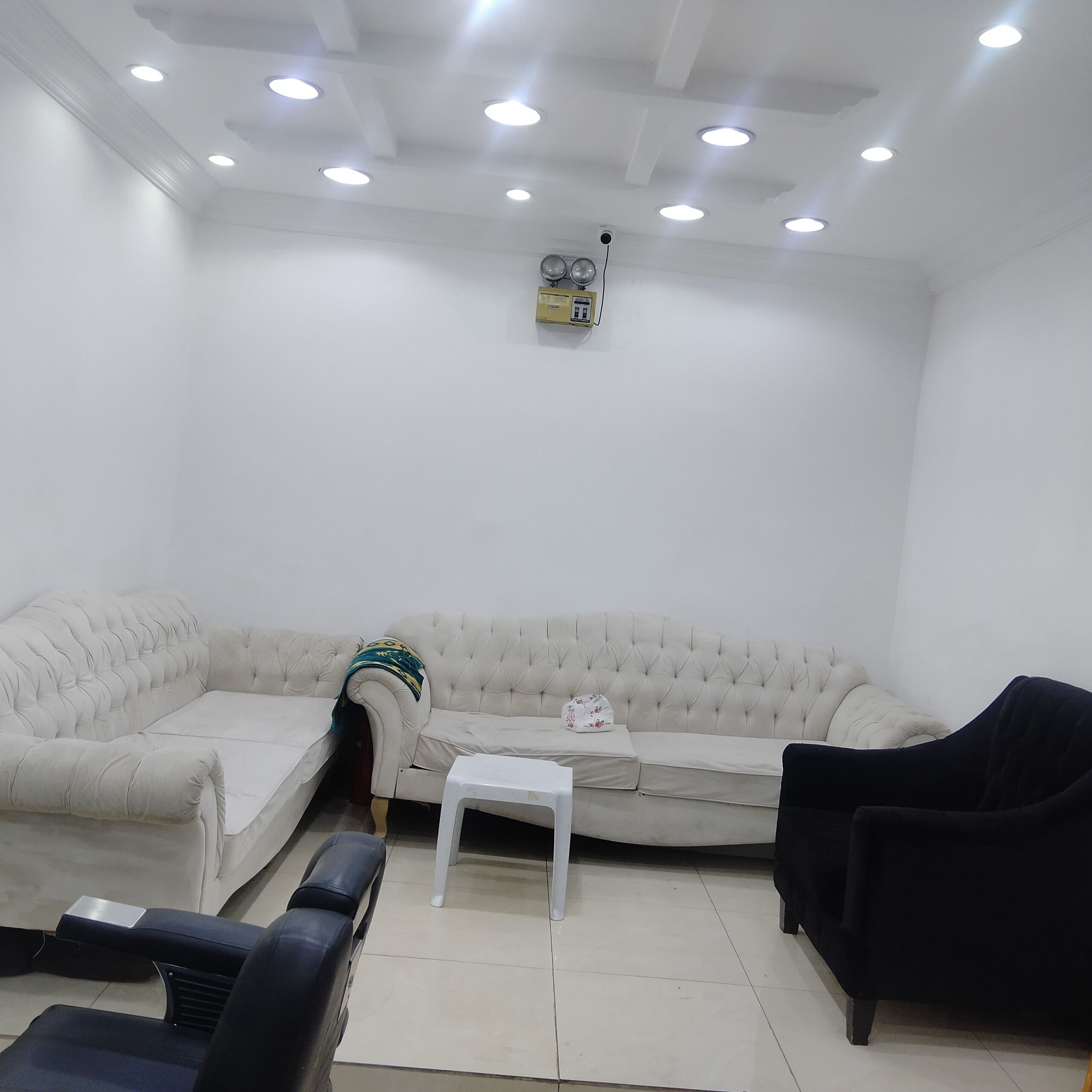 الخبر الثقبة شارع عشرين