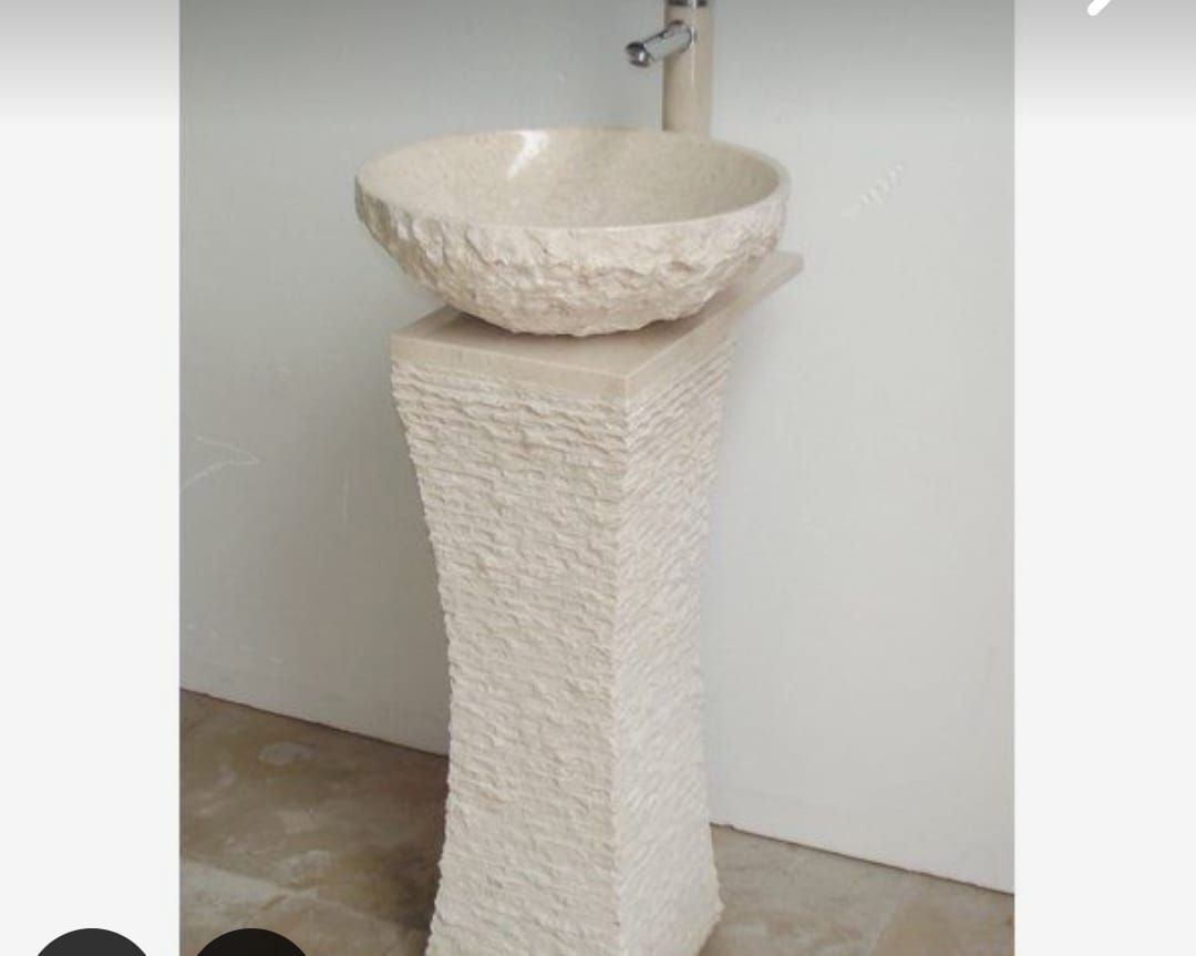 مغسلة حجر طبيعي