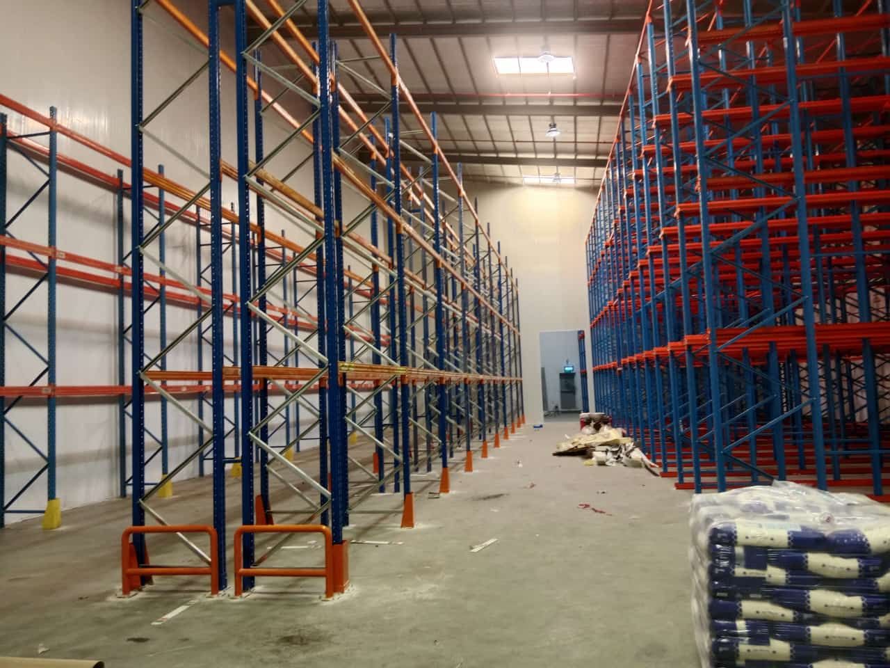 رفوف مخزن بيت رفوف مستودع