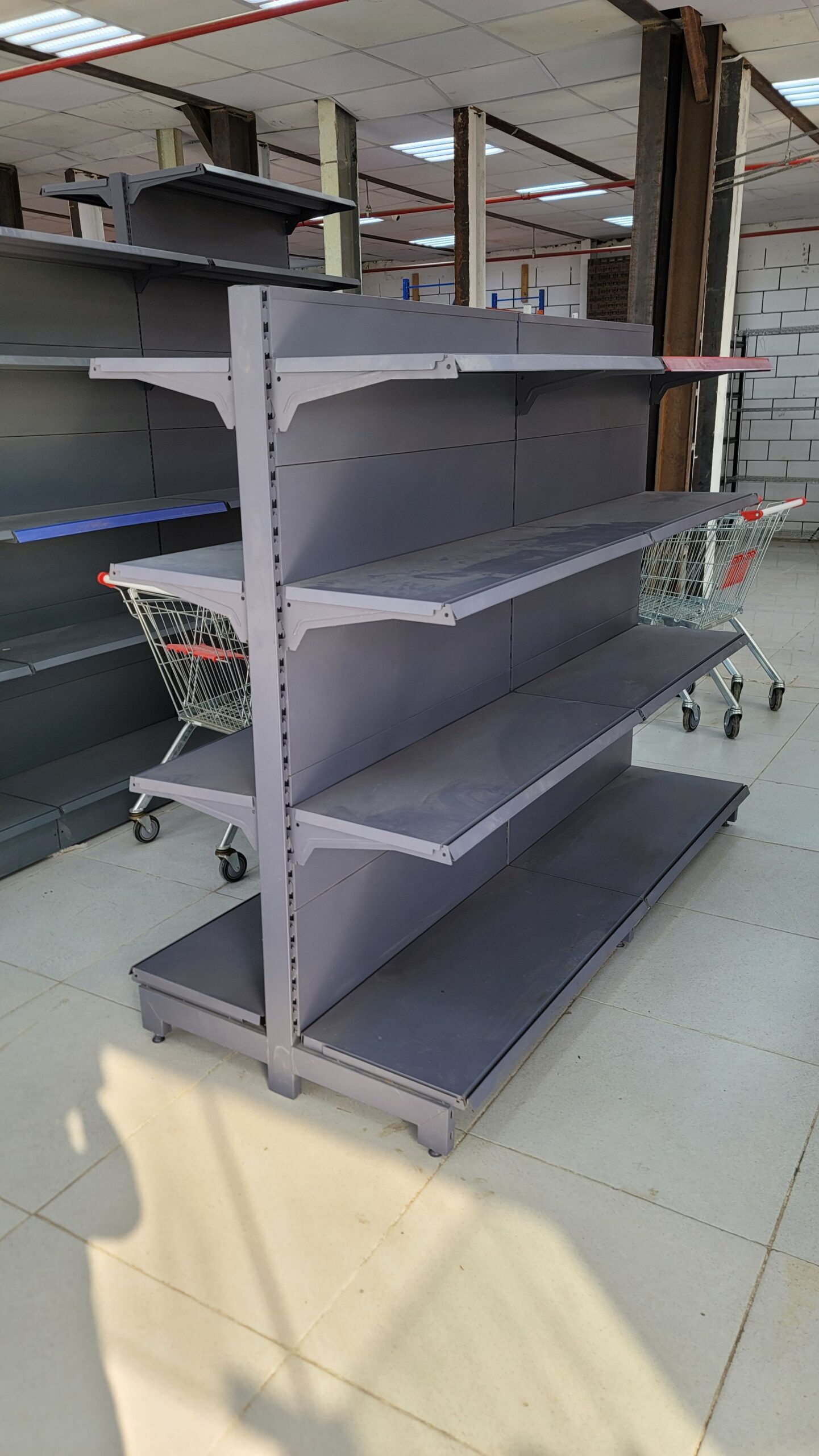 رفوف مستودعات رفوف تخزين منزليه رفوف محلات رفوف بق