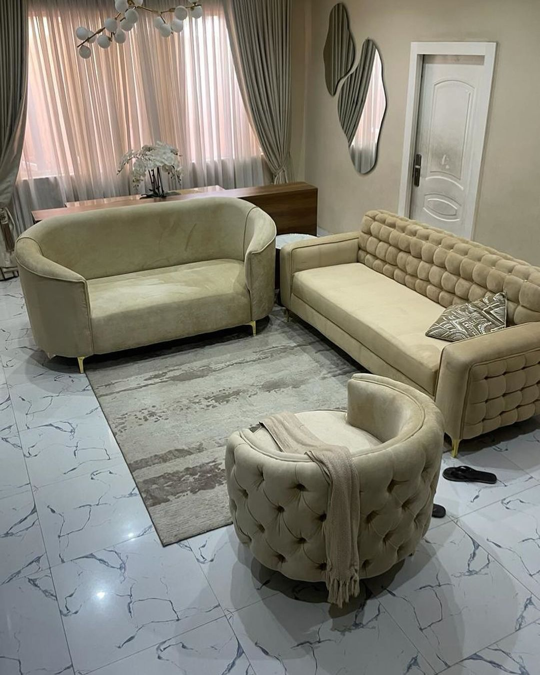 ستائر الويفي كنب مجالس ارضي تنجيد انواع الكنب جلسا