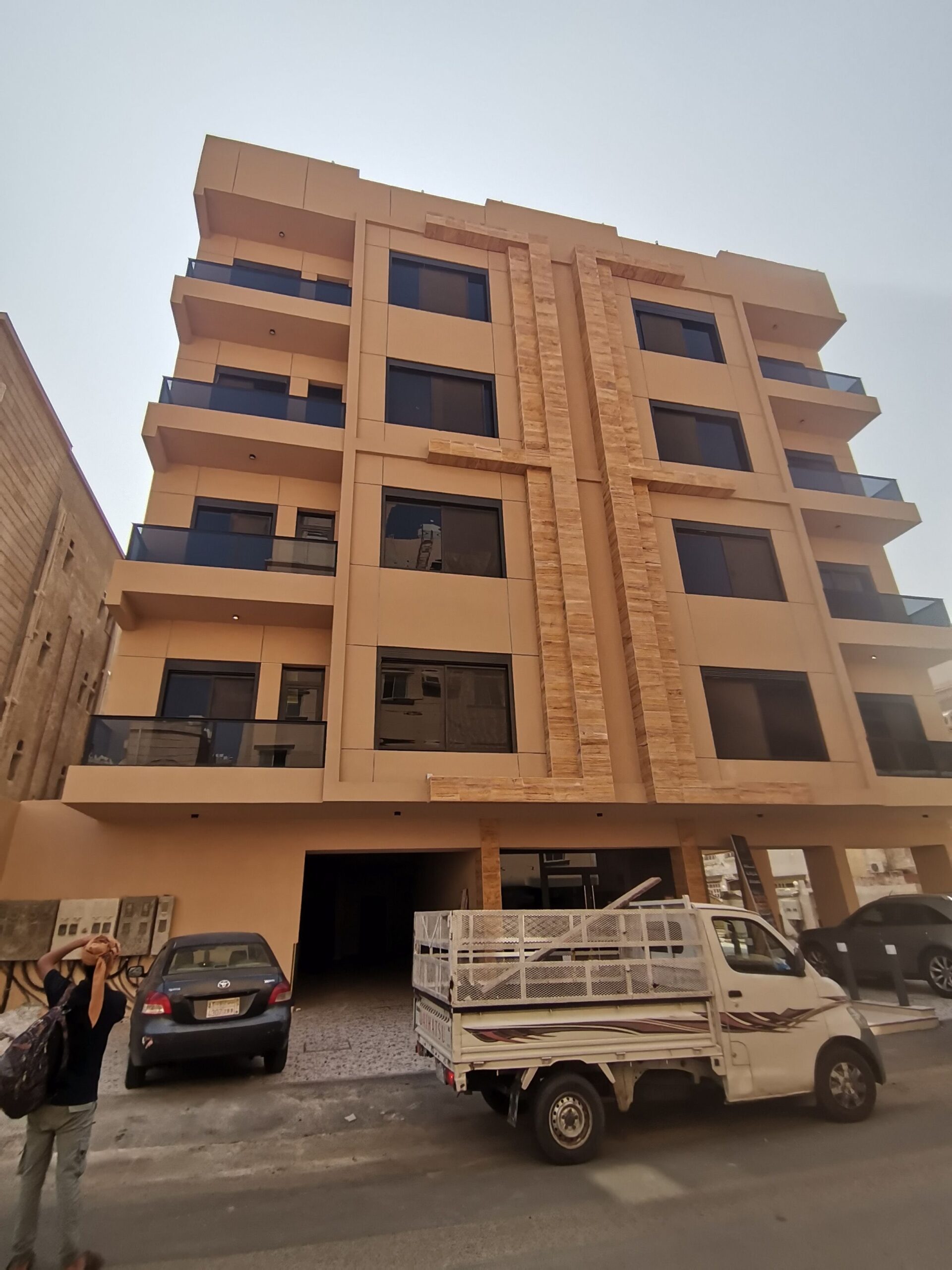 معلم جرافيت بروفايل جدة