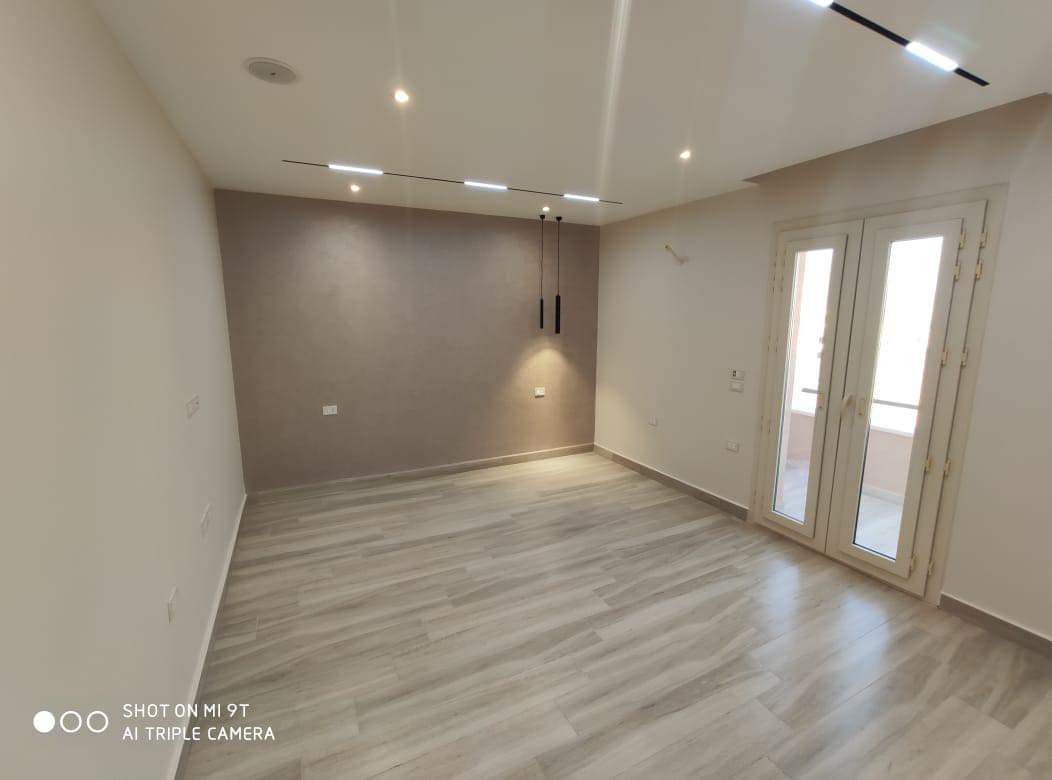 مبلط مصري التواصل واتس اب 0551062207