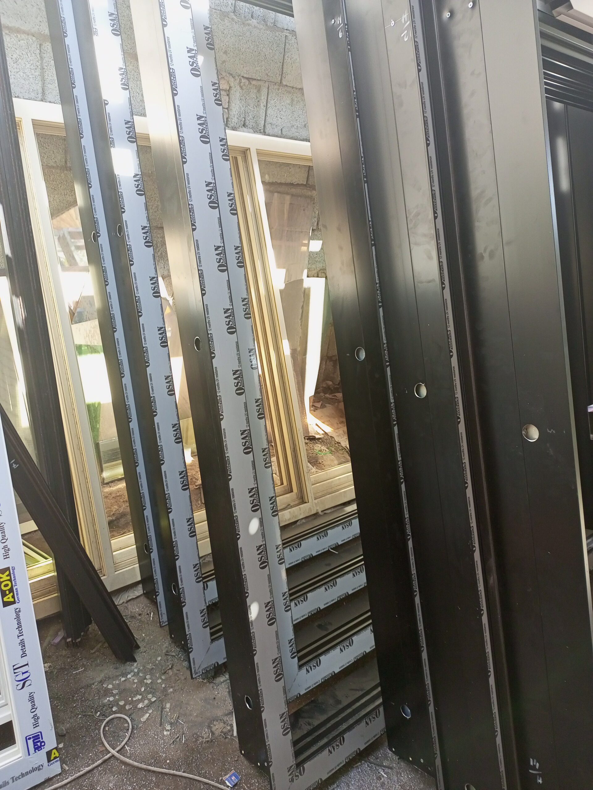 تصنيع توريد وتركيب شبابيك وأبواب الالمنيوم